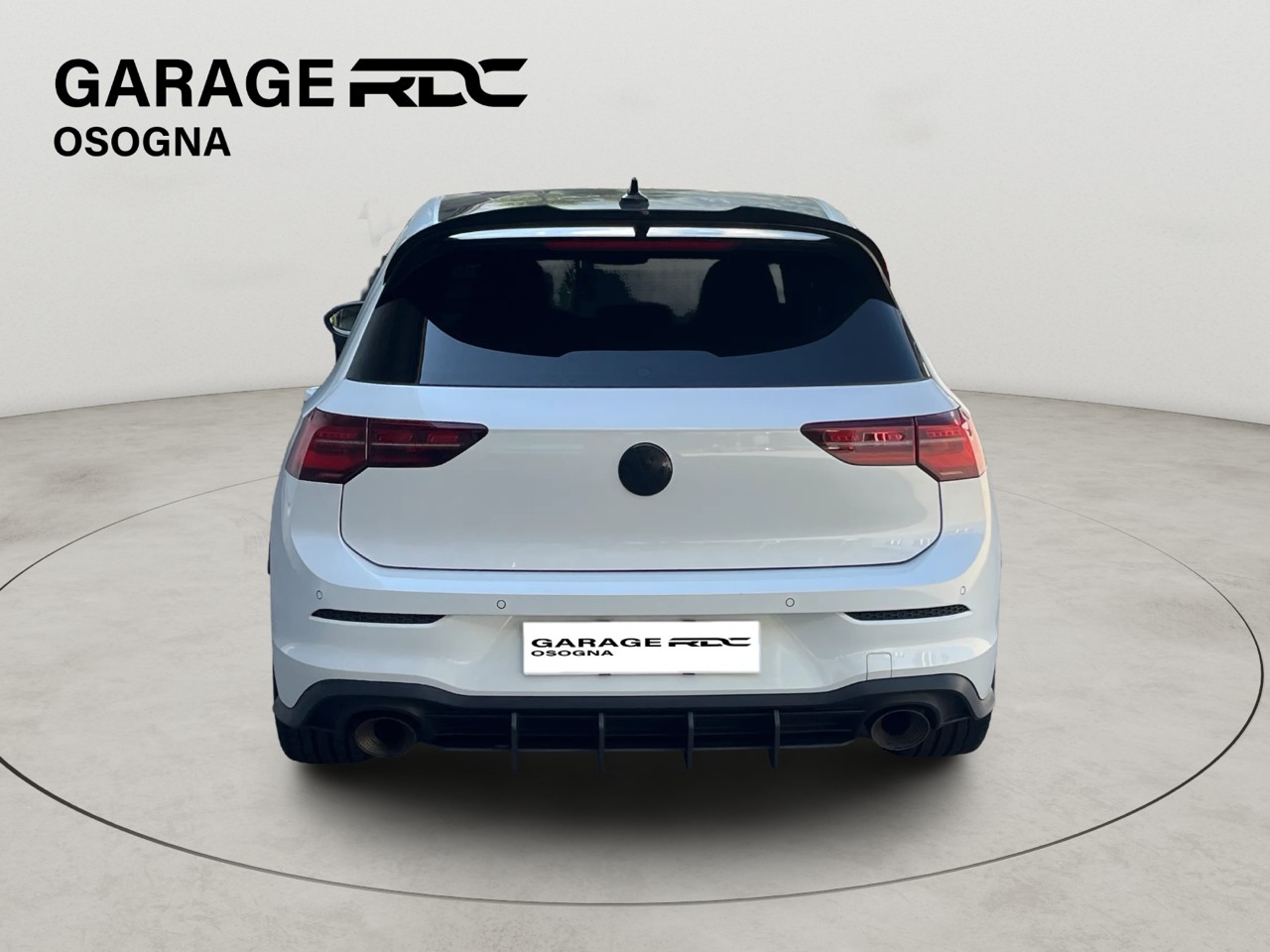 VW Golf 2.0 TSI GTI Clubsport 45 DSG-image-3