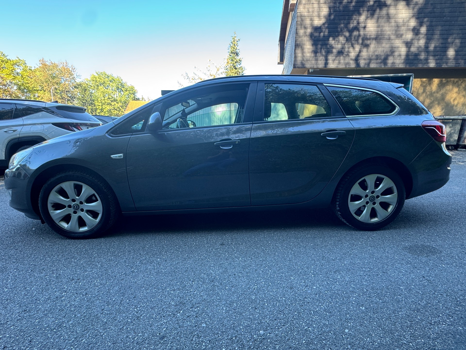 OPEL Astra SportsTourer 1.6i 16V Turbo Enjoy-image-7