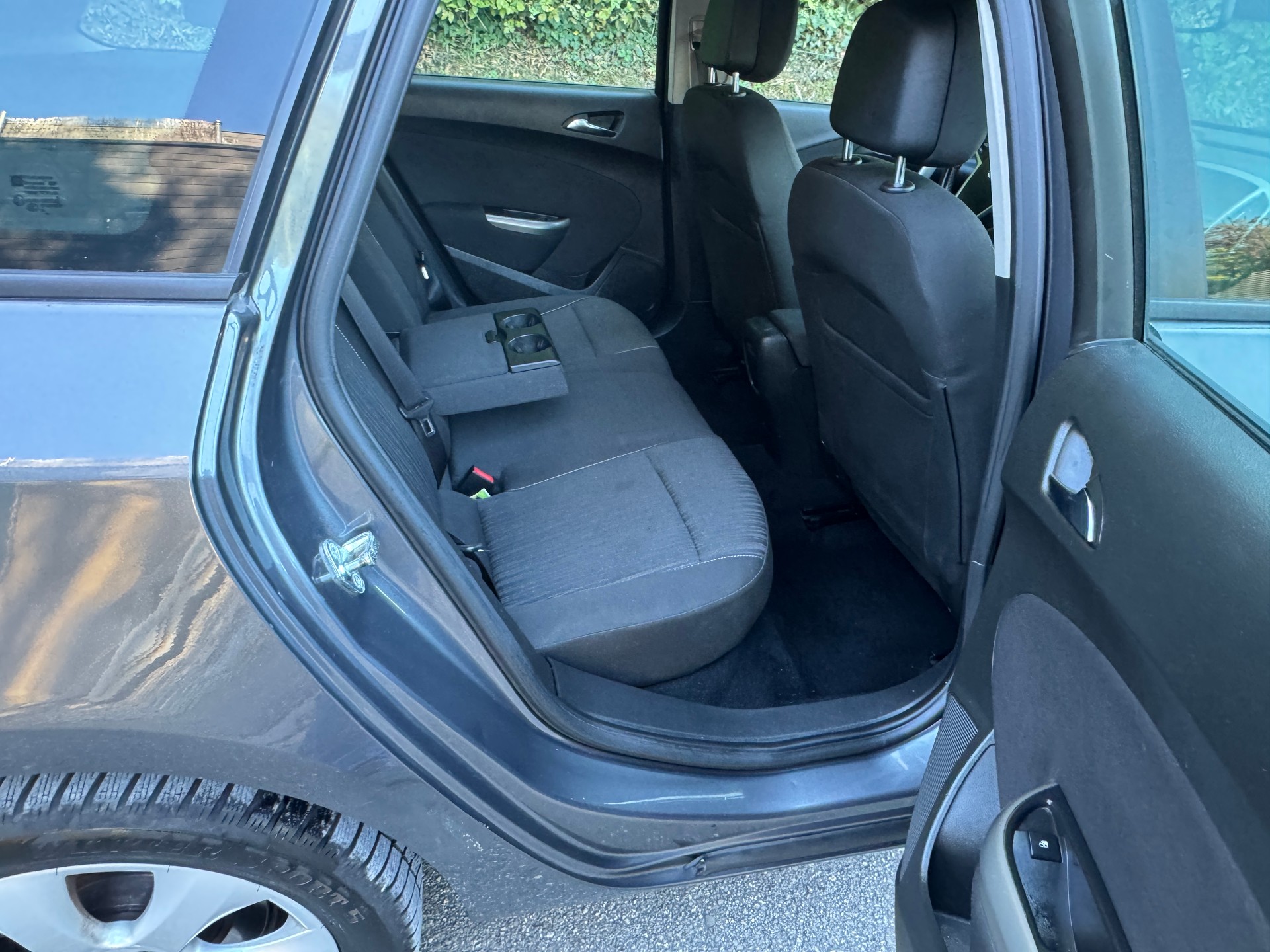 OPEL Astra SportsTourer 1.6i 16V Turbo Enjoy-image-10