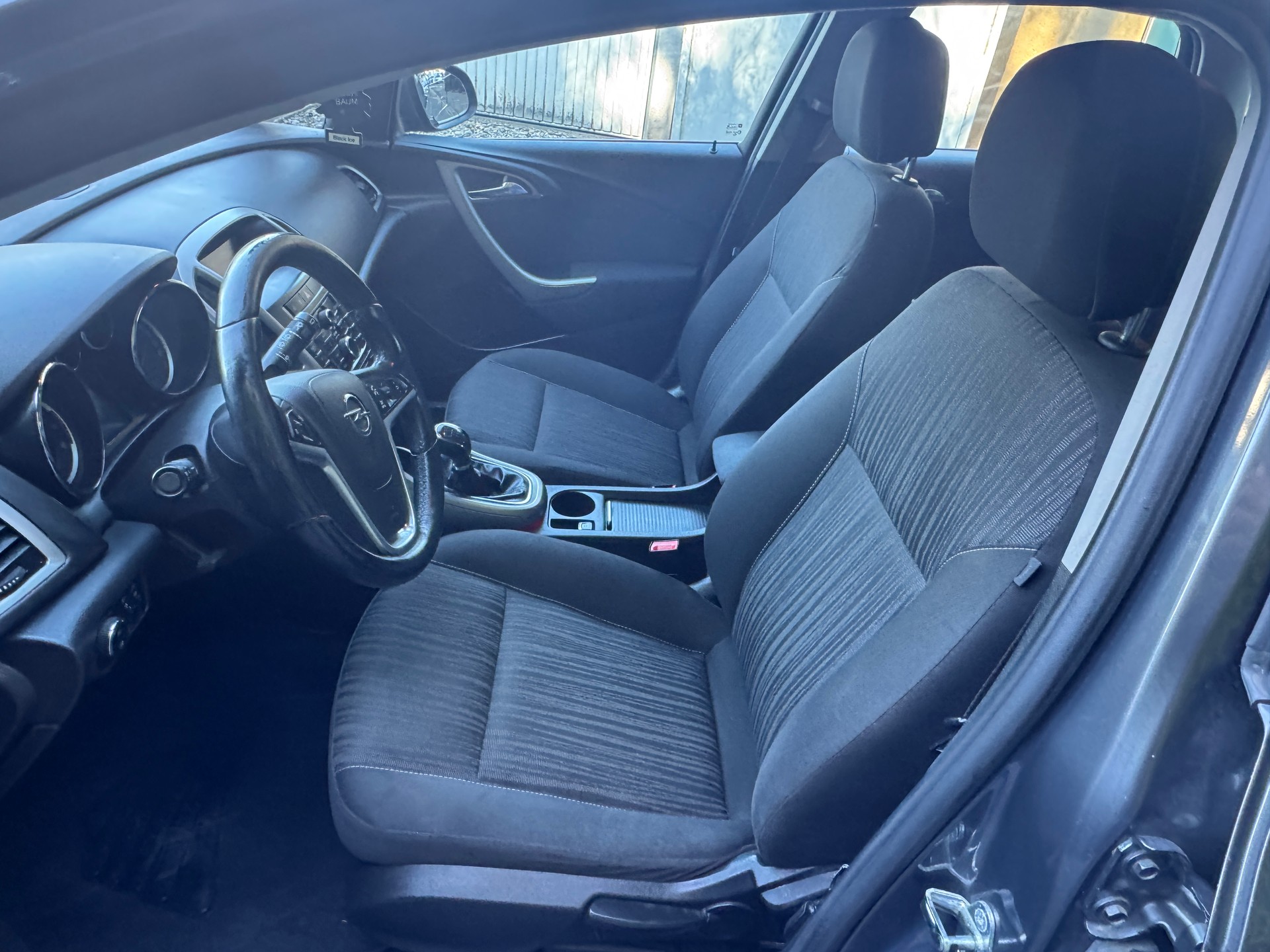 OPEL Astra SportsTourer 1.6i 16V Turbo Enjoy-image-8