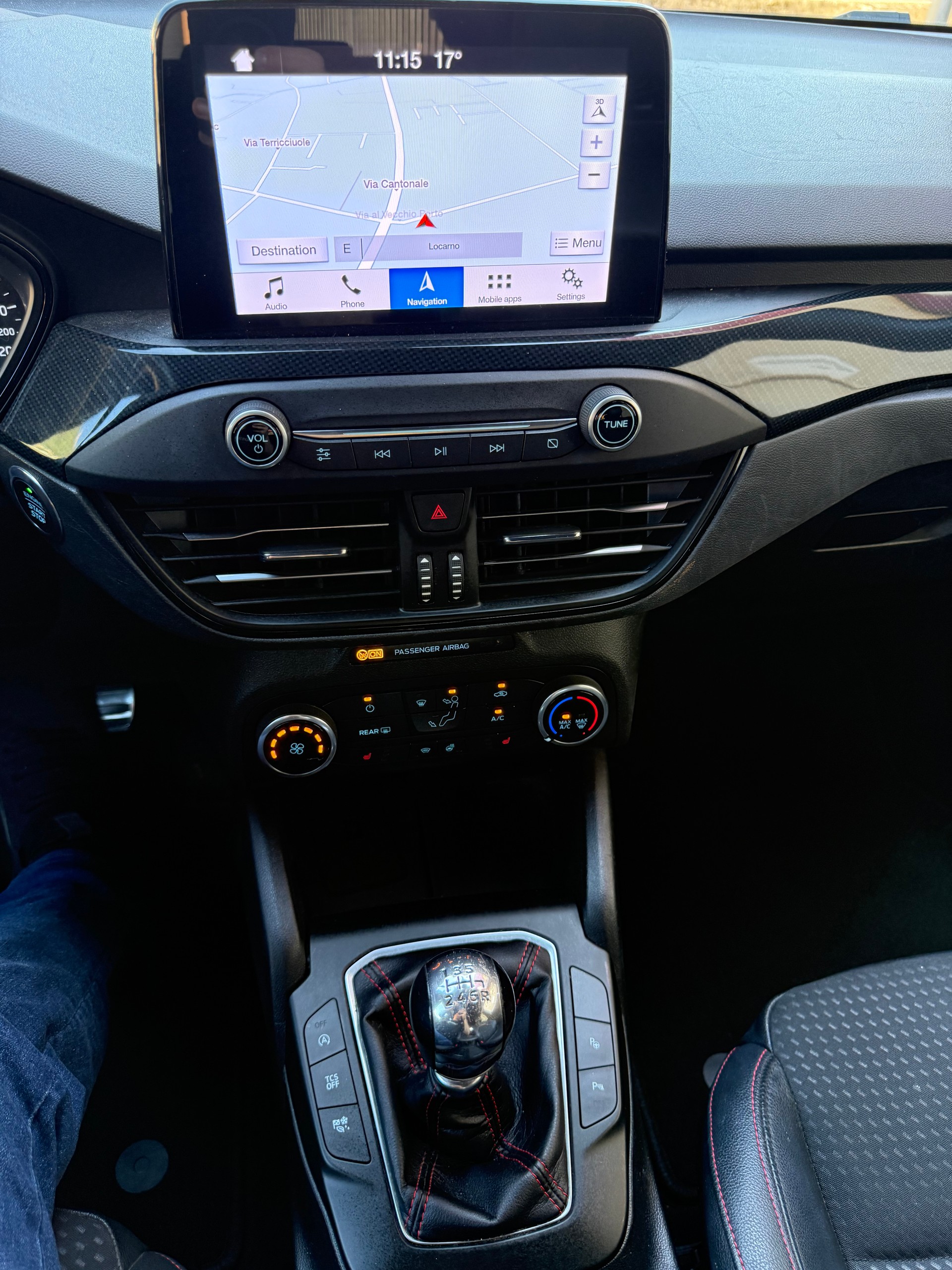 FORD Focus 1.0 SCTi ST Line-image-9