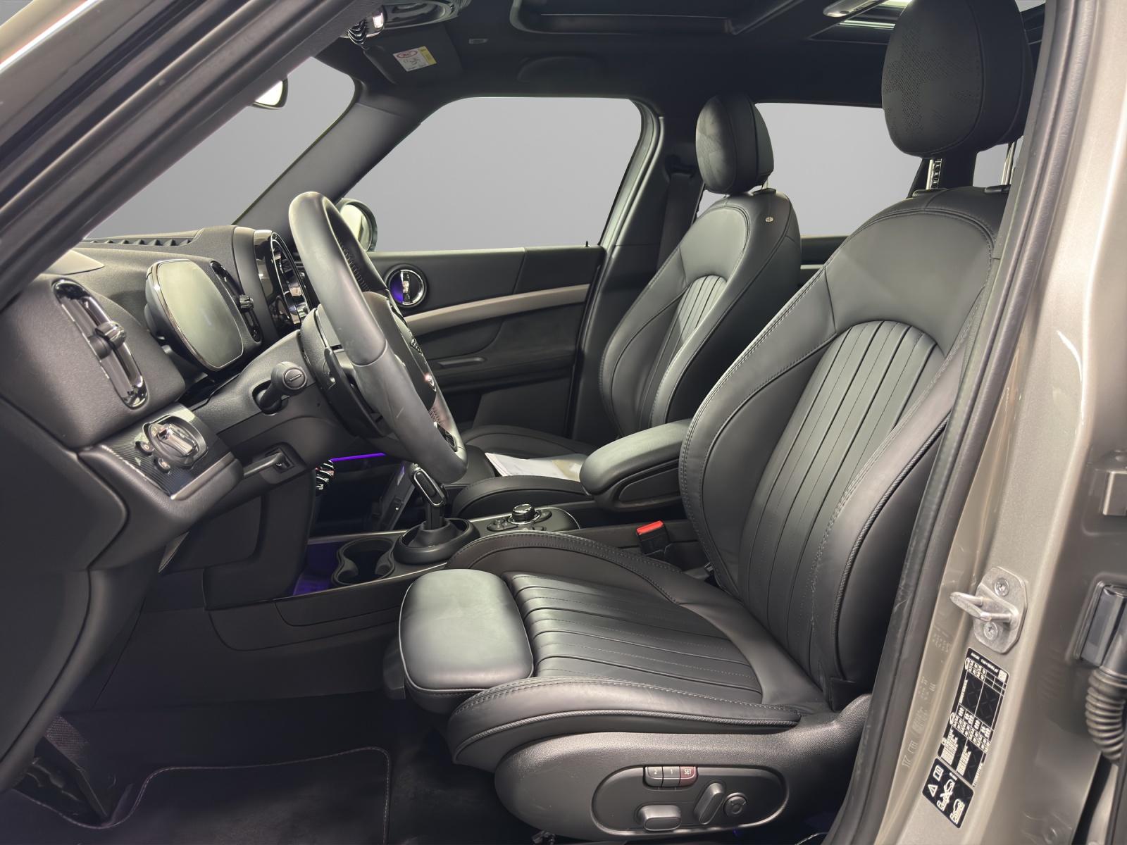 MINI Countryman F60 2.0i Cooper S SAG ALL4-image-10