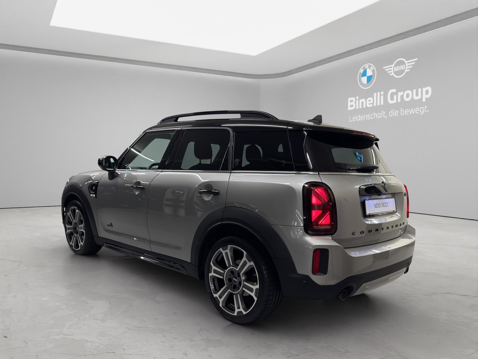 MINI Countryman F60 2.0i Cooper S SAG ALL4-image-2
