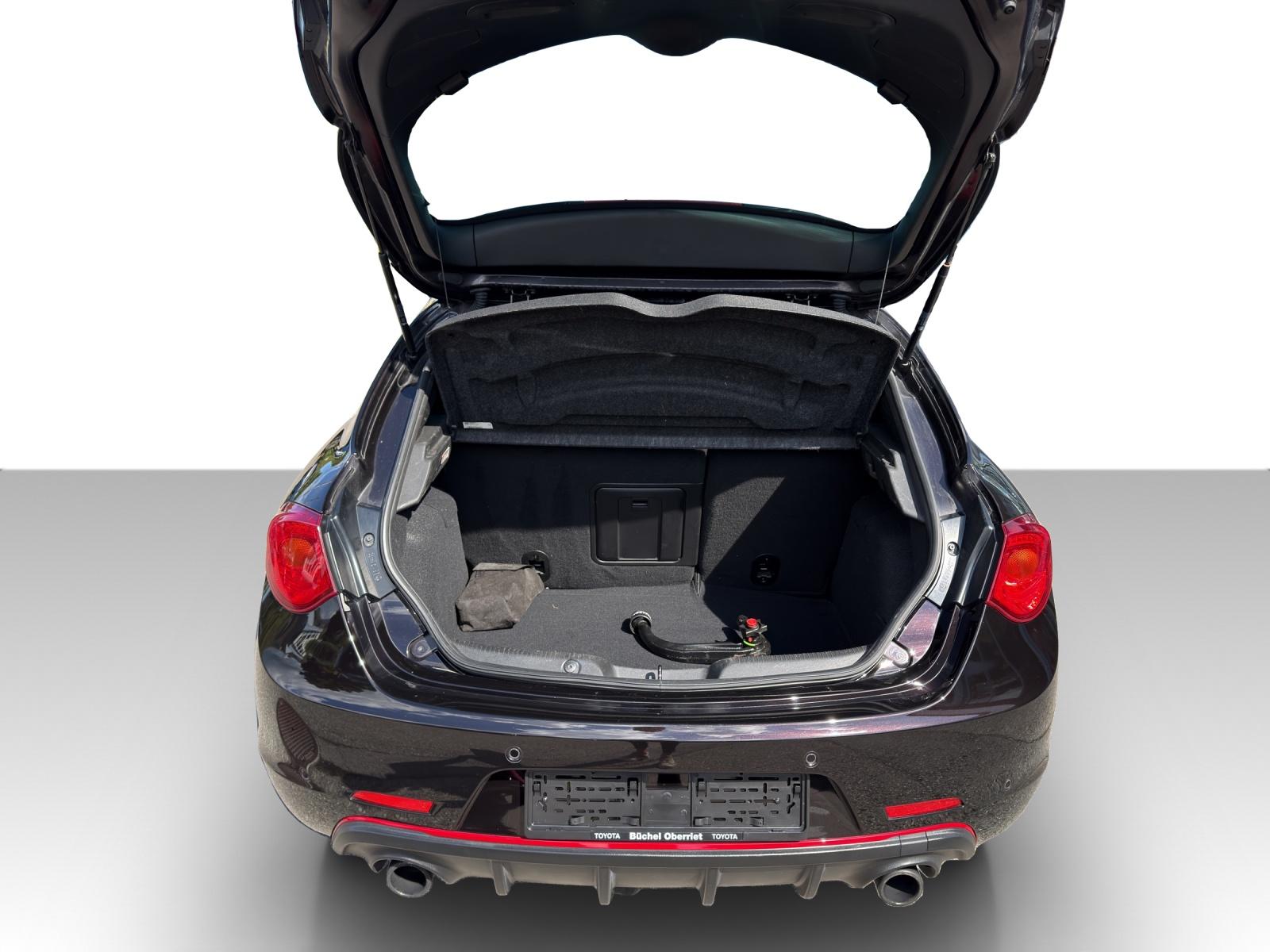 ALFA ROMEO Giulietta 1750 TBi Veloce TCT-image-9