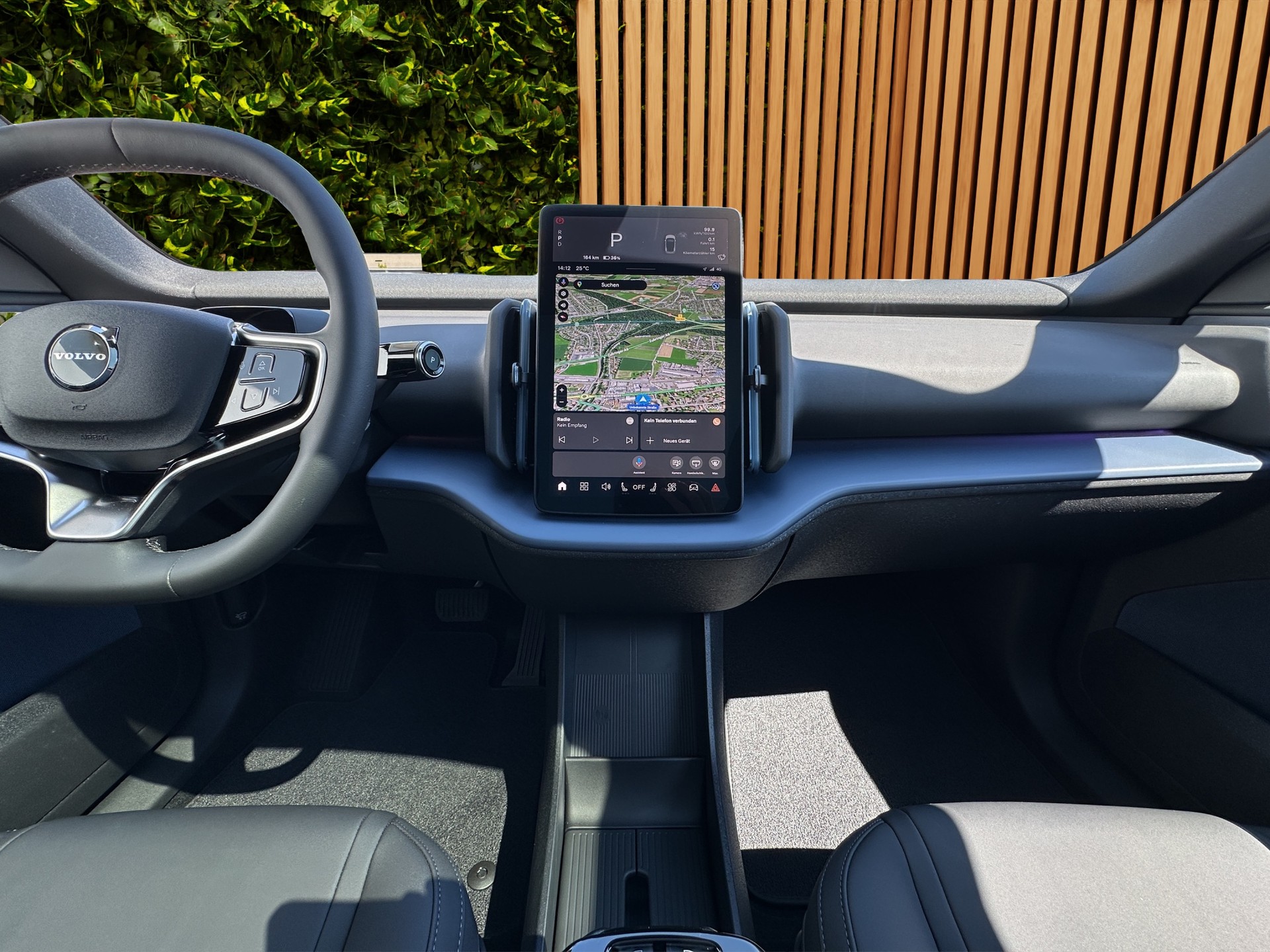 VOLVO EX30 E60 Twin Ultra Performance AWD-image-10
