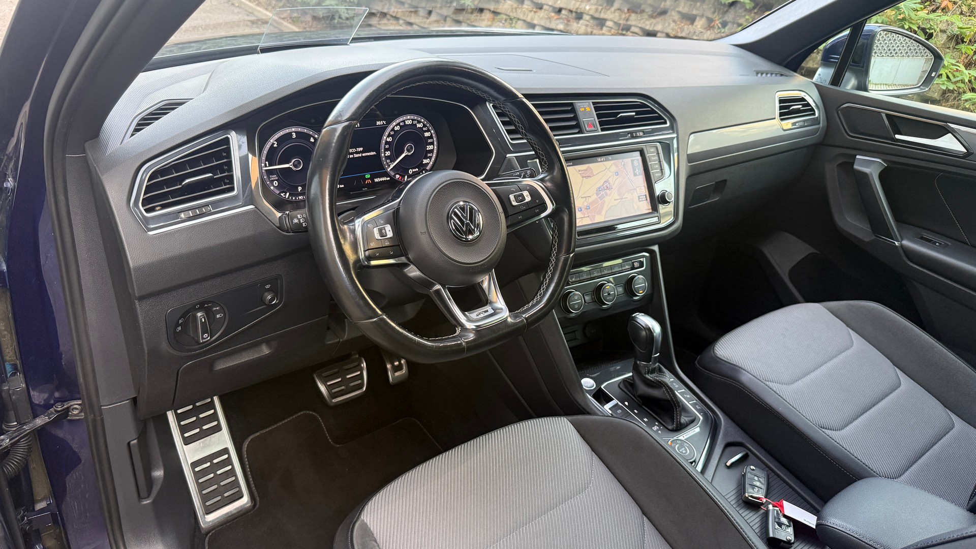 VW Tiguan 2.0 TDI SCR Highline 4Motion DSG, R-Line, 8 fach berädert 1Jahre oder 20000km Garantie-image-11