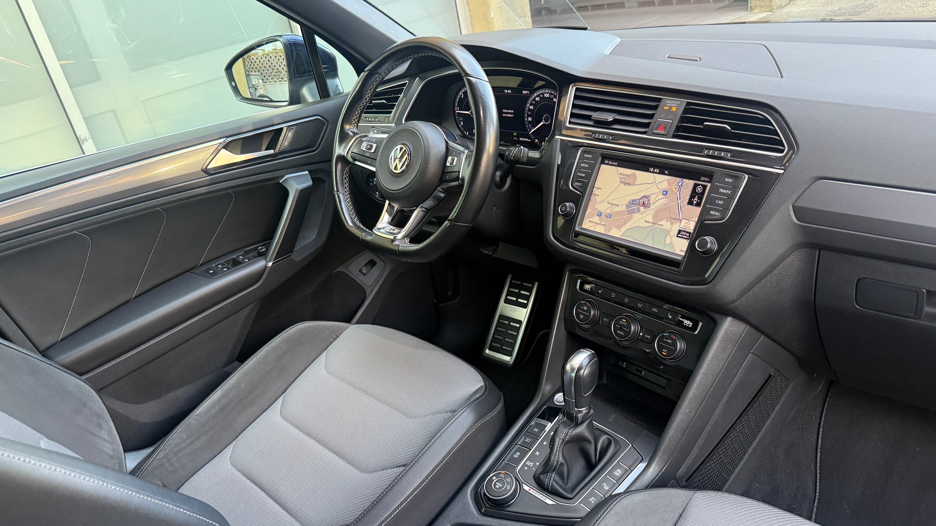 VW Tiguan 2.0 TDI SCR Highline 4Motion DSG, R-Line, 8 fach berädert 1Jahre oder 20000km Garantie-image-15