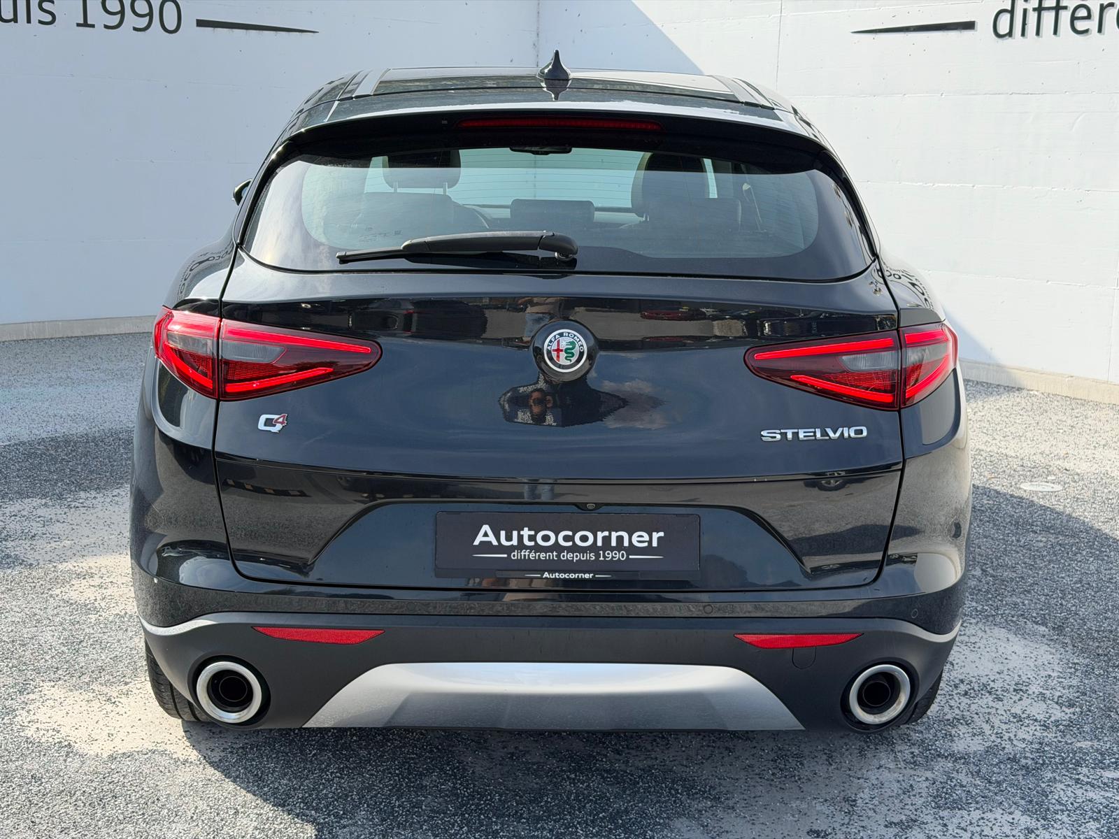 ALFA ROMEO Stelvio 2.0 Super Q4 Automatic-image-3