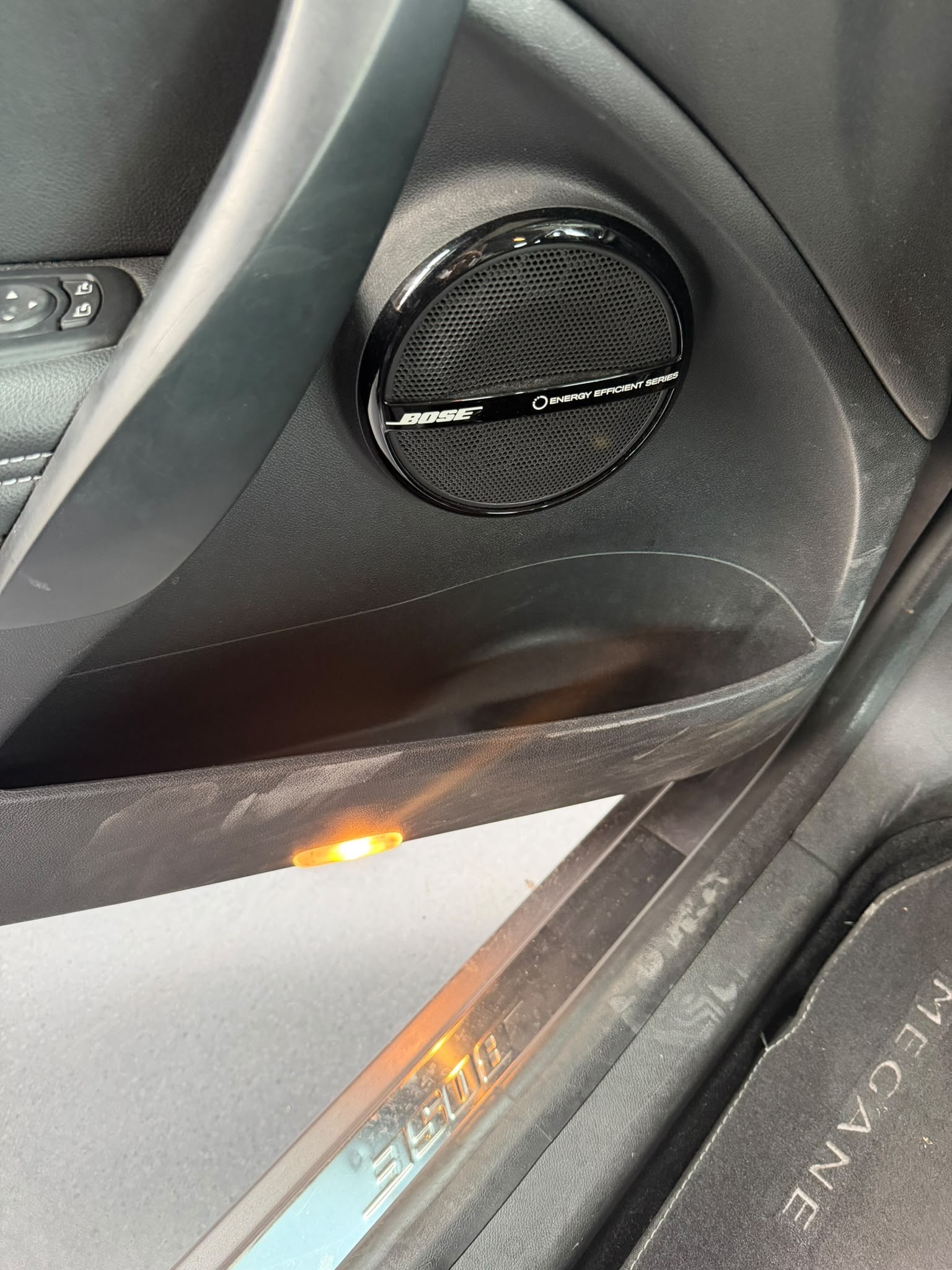 RENAULT Mégane Grandtour 1.5 dCi Bose EDC-image-16