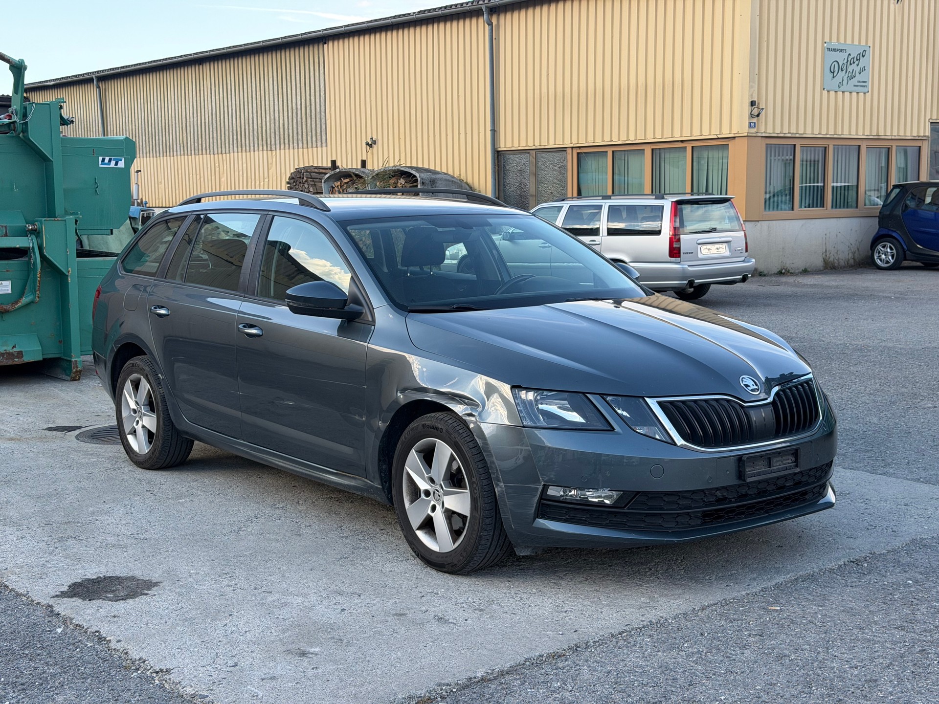 SKODA Octavia Combi 1.4 TSI Swiss Line 25 DSG-image-2