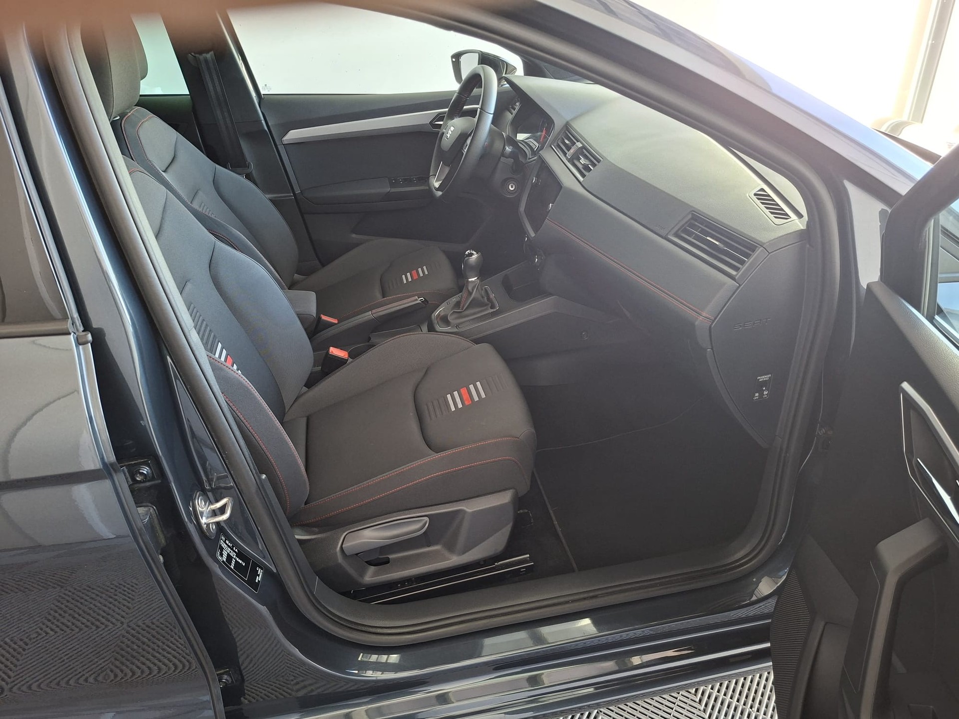 SEAT Ibiza 1.0 EcoTSI Swiss FR-image-7