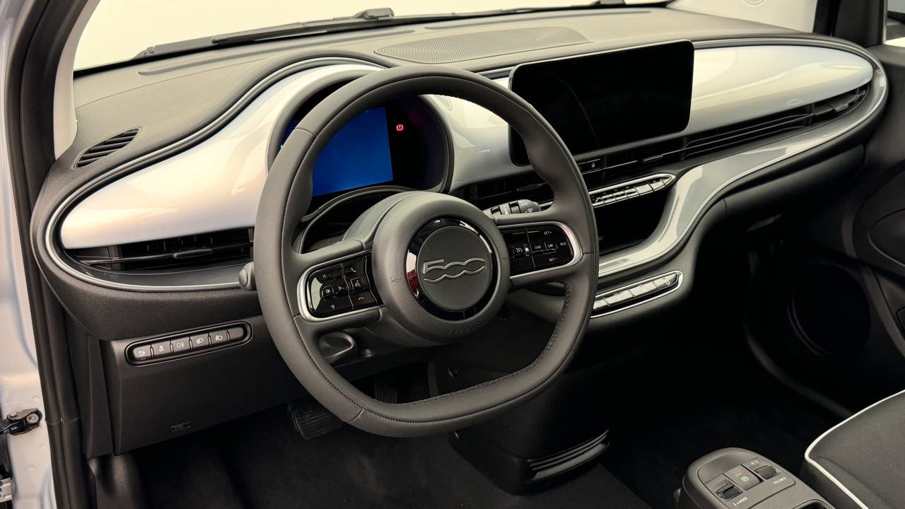FIAT 500 electric 87kWh Icon-image-6