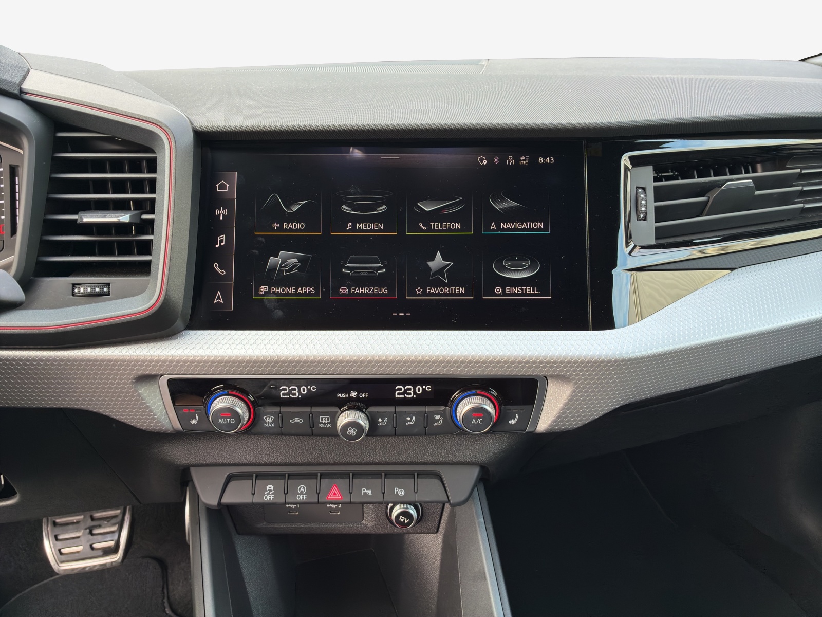 AUDI A1 City Carver 30 TFSI Attraction S-tronic-image-10