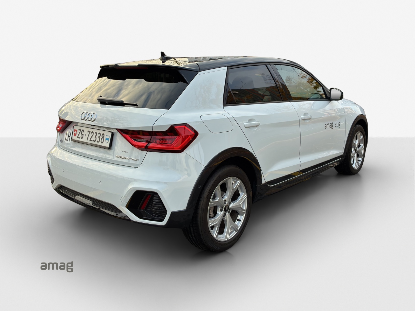AUDI A1 City Carver 30 TFSI Attraction S-tronic-image-4