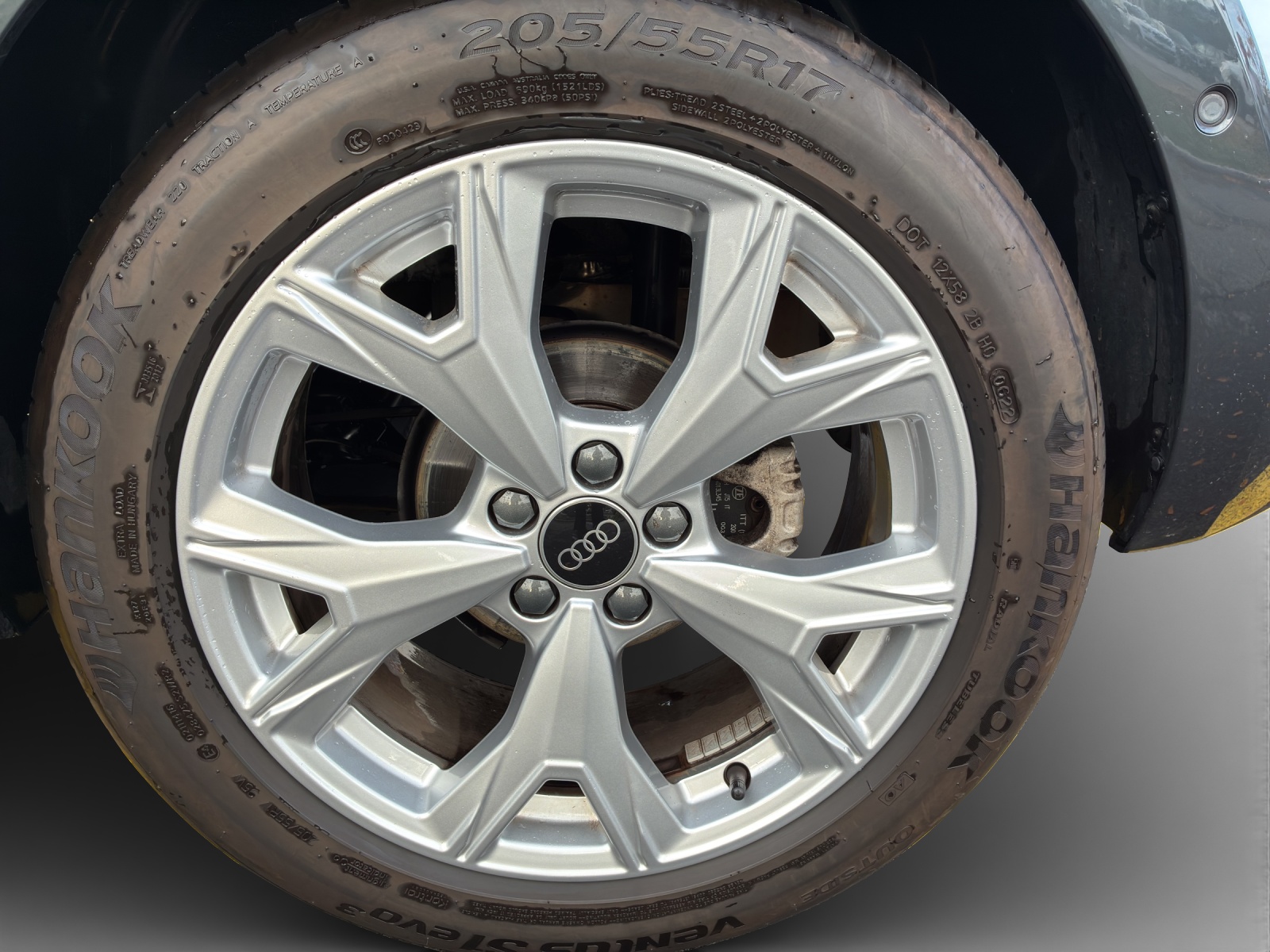 AUDI A1 City Carver 30 TFSI Attraction S-tronic-image-14