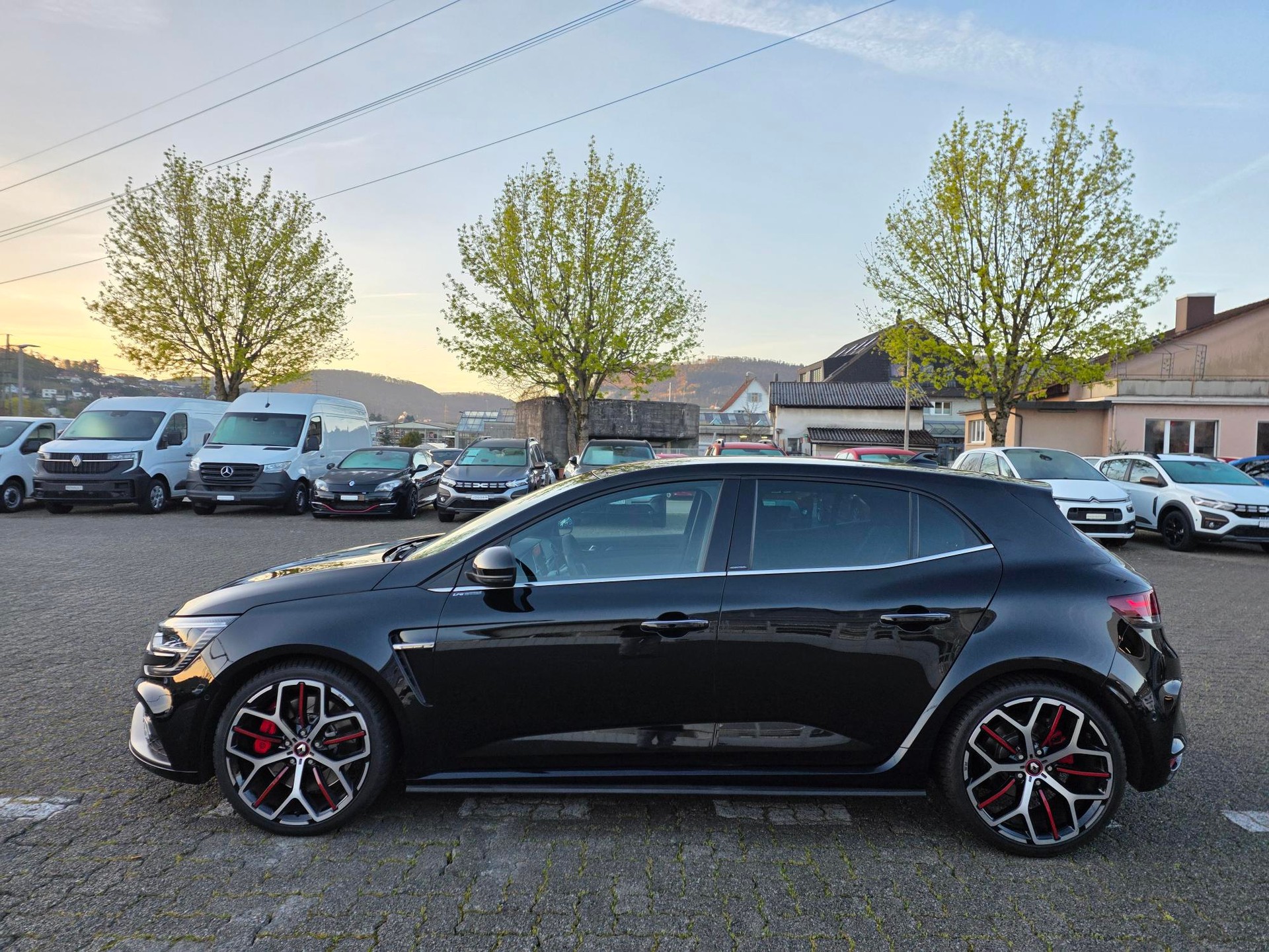 RENAULT Mégane Sport 1.8 T Trophy EDC-image-1