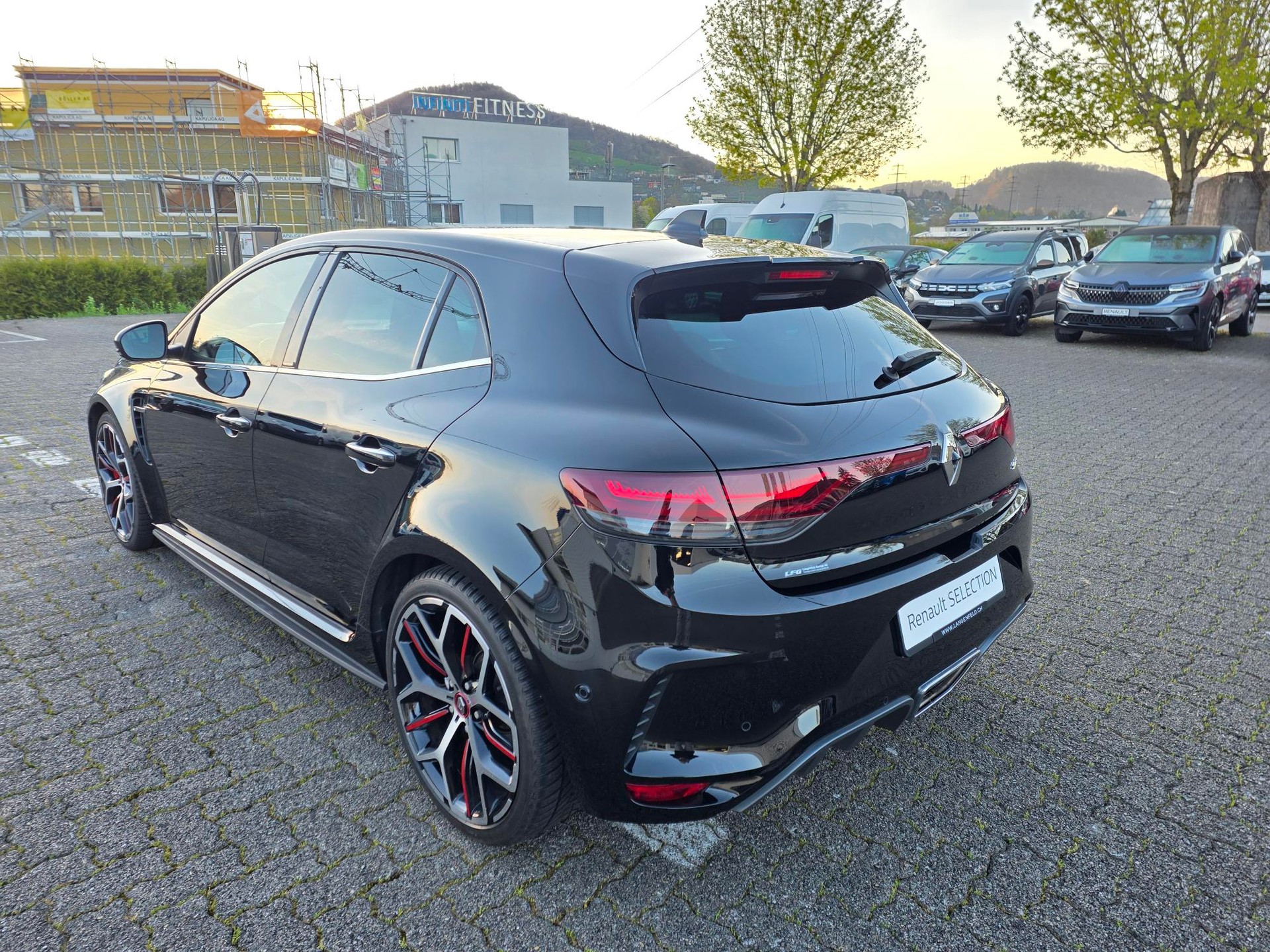 RENAULT Mégane Sport 1.8 T Trophy EDC-image-2