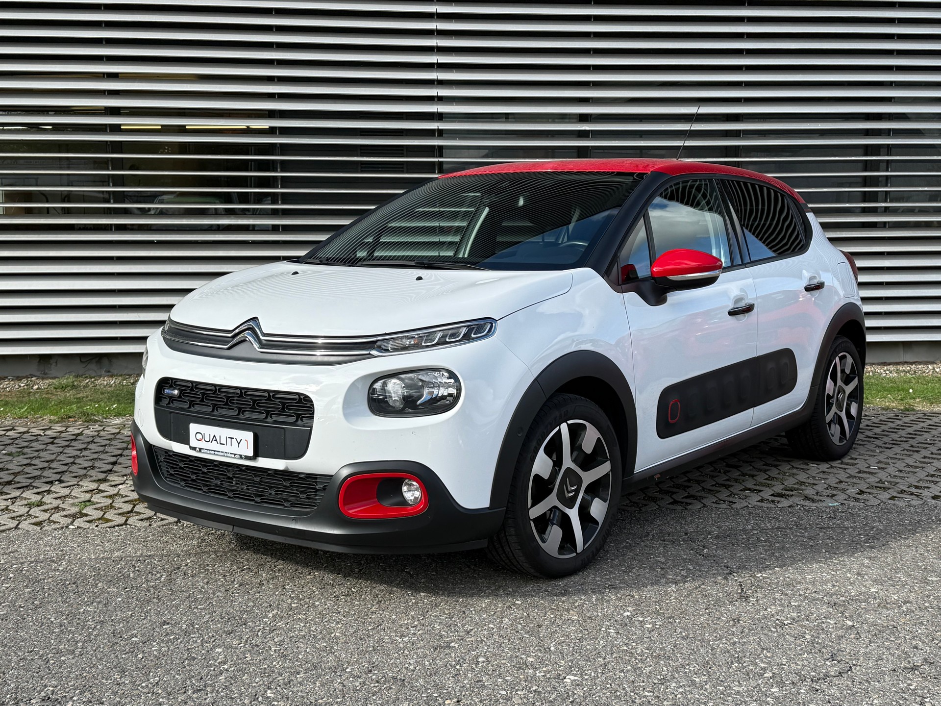CITROEN C3 1.2i Exclusive-image-4