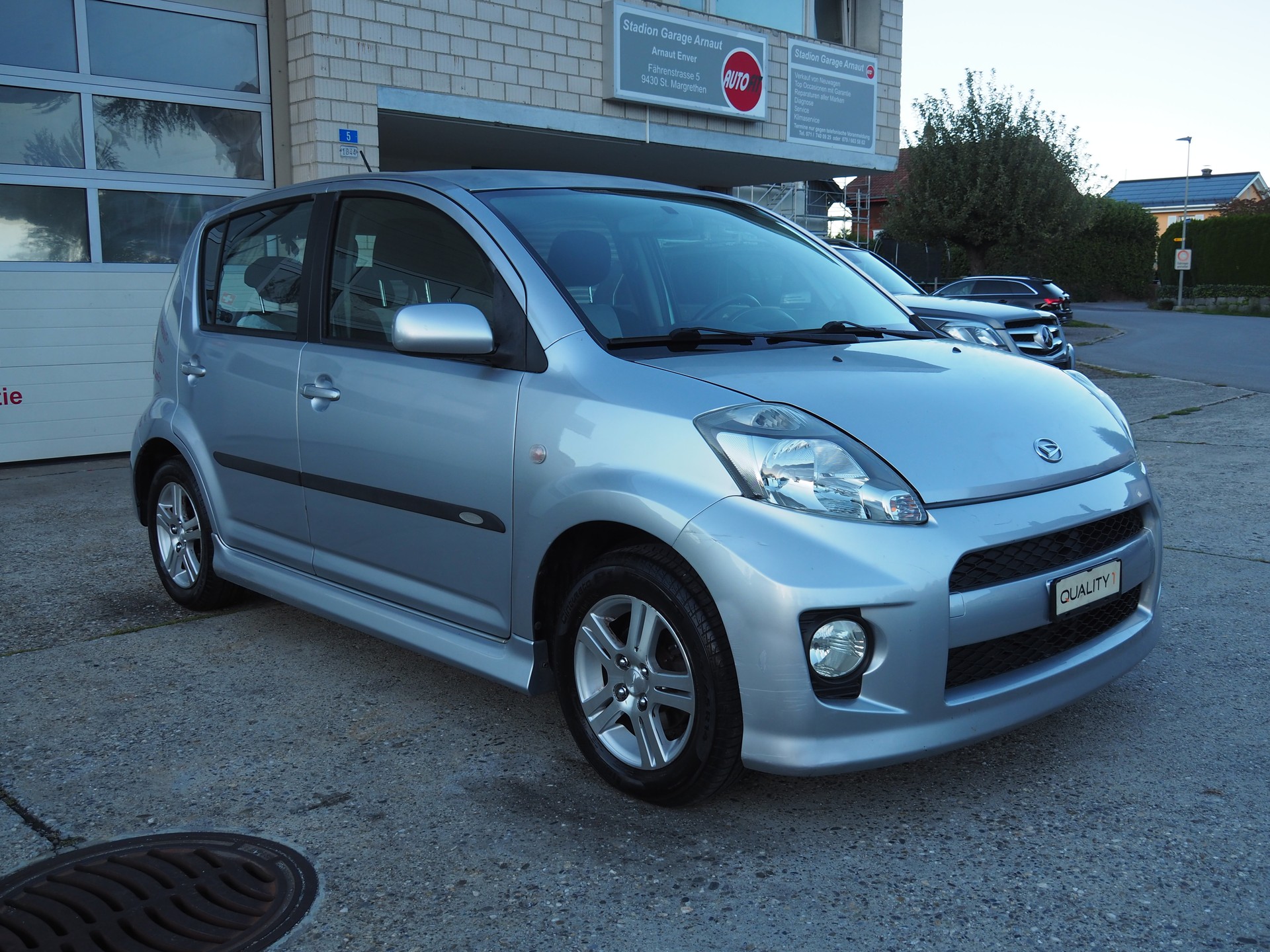 DAIHATSU Sirion 1.3 eco-4WD Automatic-image-5