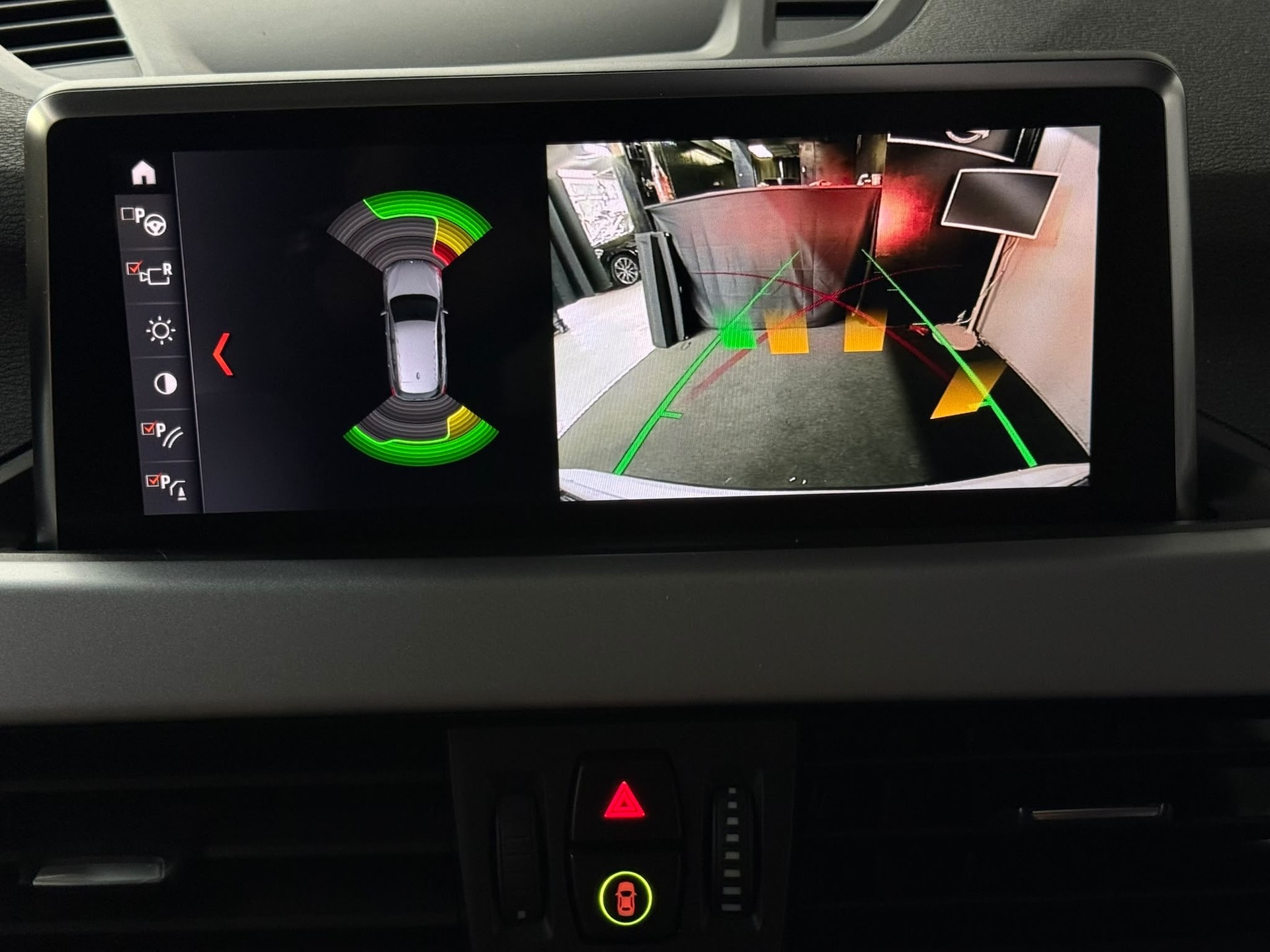 BMW X1 xDrive 25e Travel Edition Steptronic-image-12