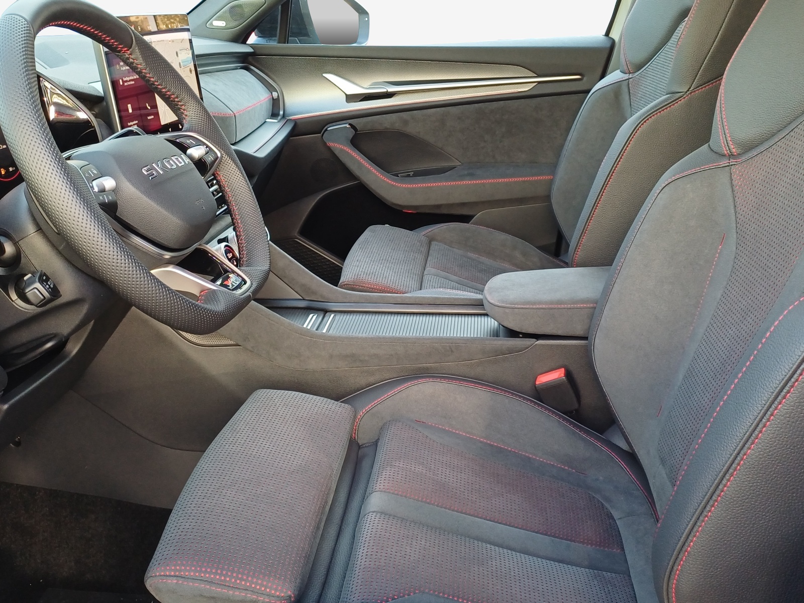 SKODA Kodiaq 2.0 TSI RS 4x4-image-7