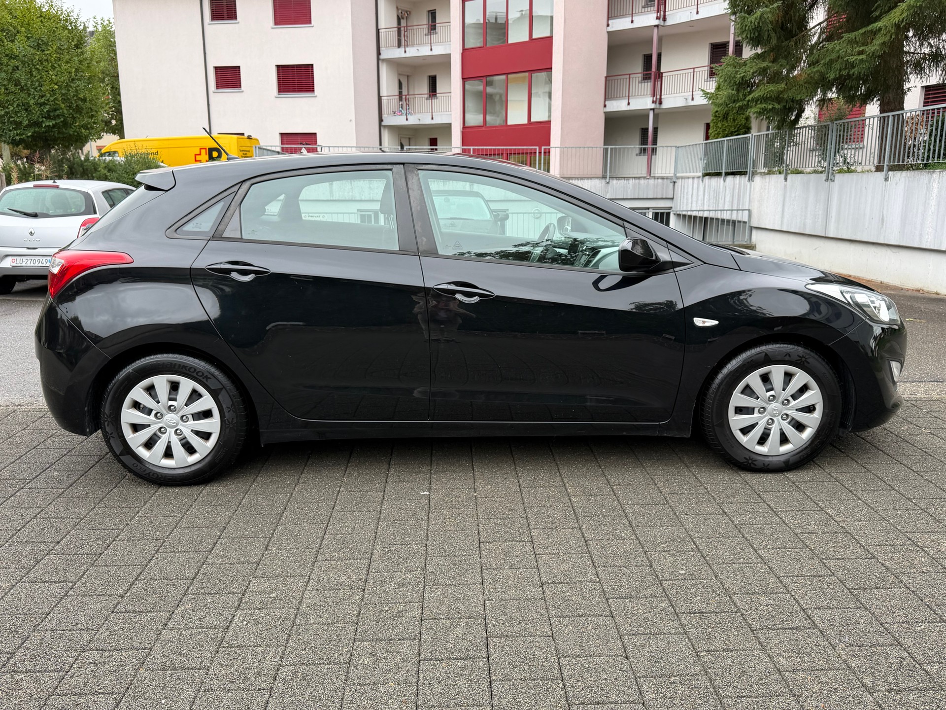 HYUNDAI i30 Wagon 1.4 Pica-image-6