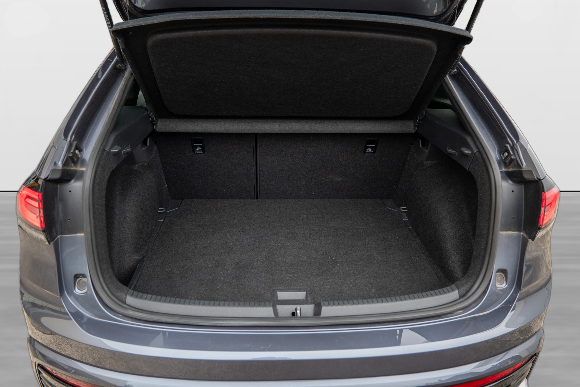VW Taigo 1.0 TSI R-Line DSG-image-24