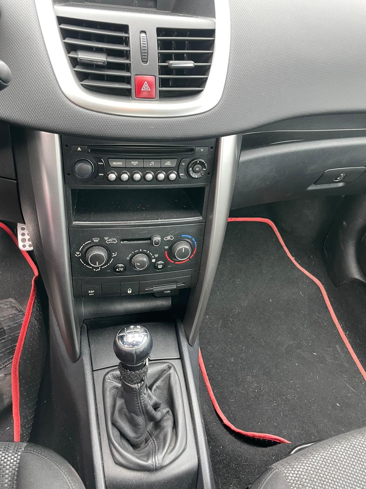 PEUGEOT 207 CC 1.6 16V Active-image-5