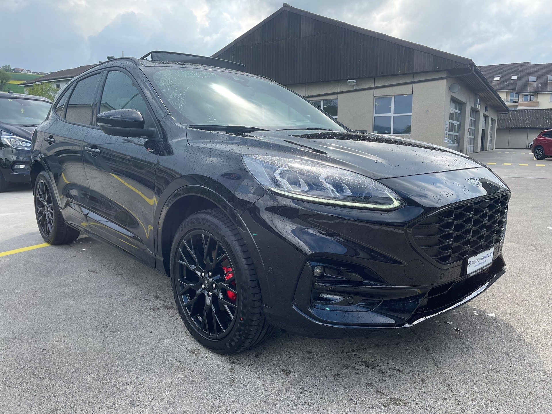 FORD Kuga 2.5 PHEV ST-LineX2WD-image-2