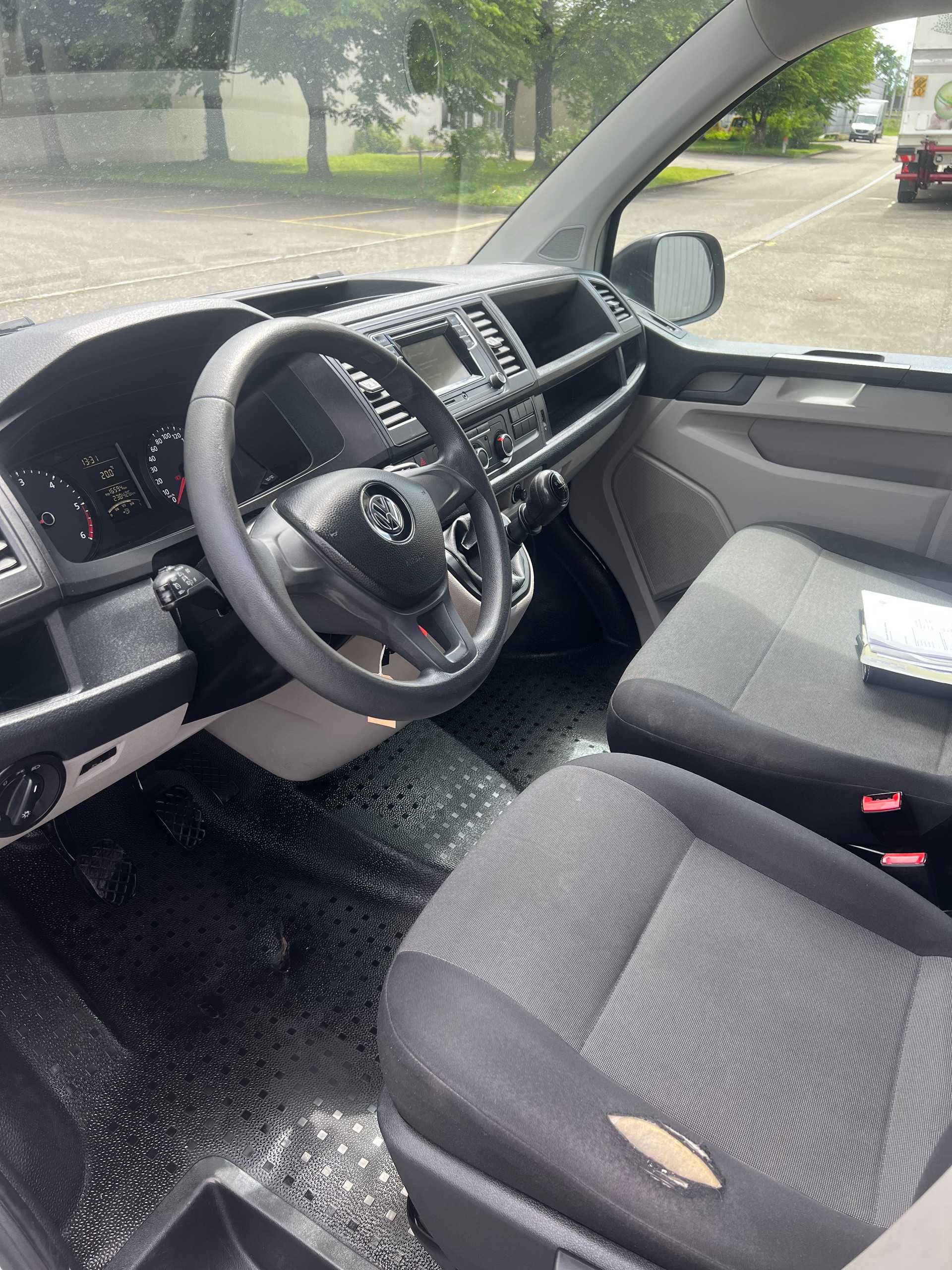 VW T6 2.0 TDI 4Motion-image-9