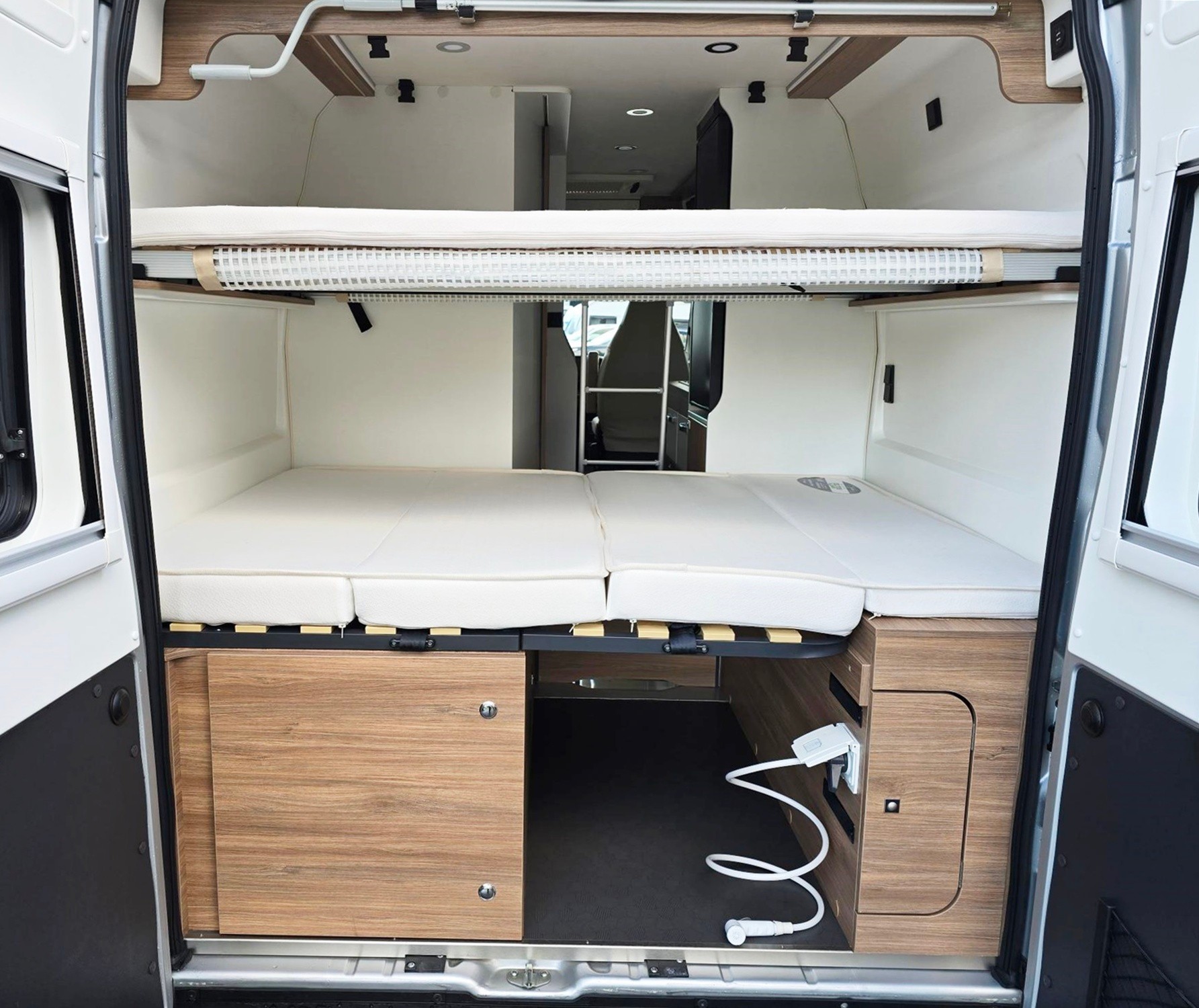 PILOTE V 600 S 2,2 DIESEL FIAT DUCATO MJ 140-image-0