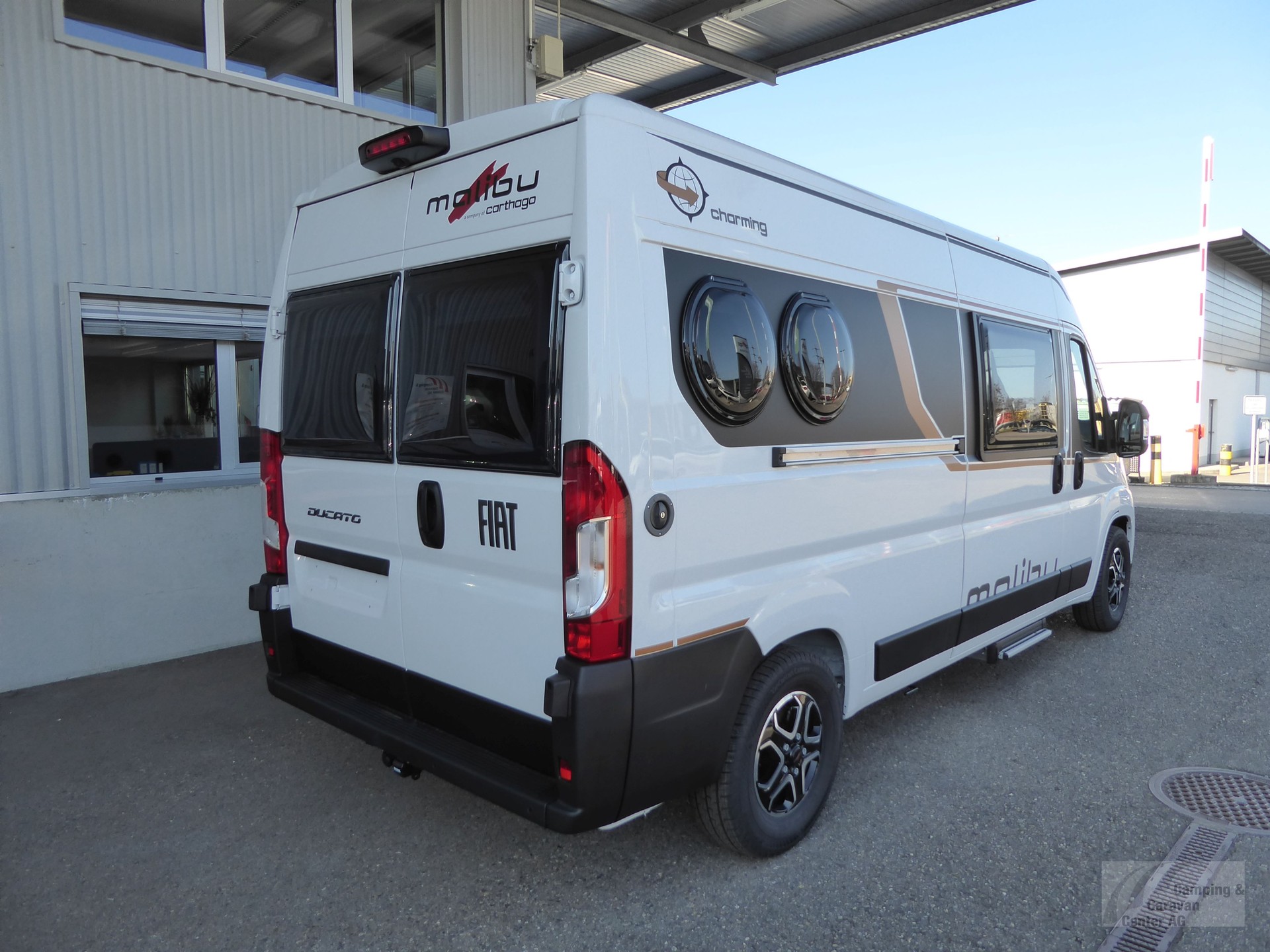 MALIBU Van comfort 600 DB Coupé-image-2