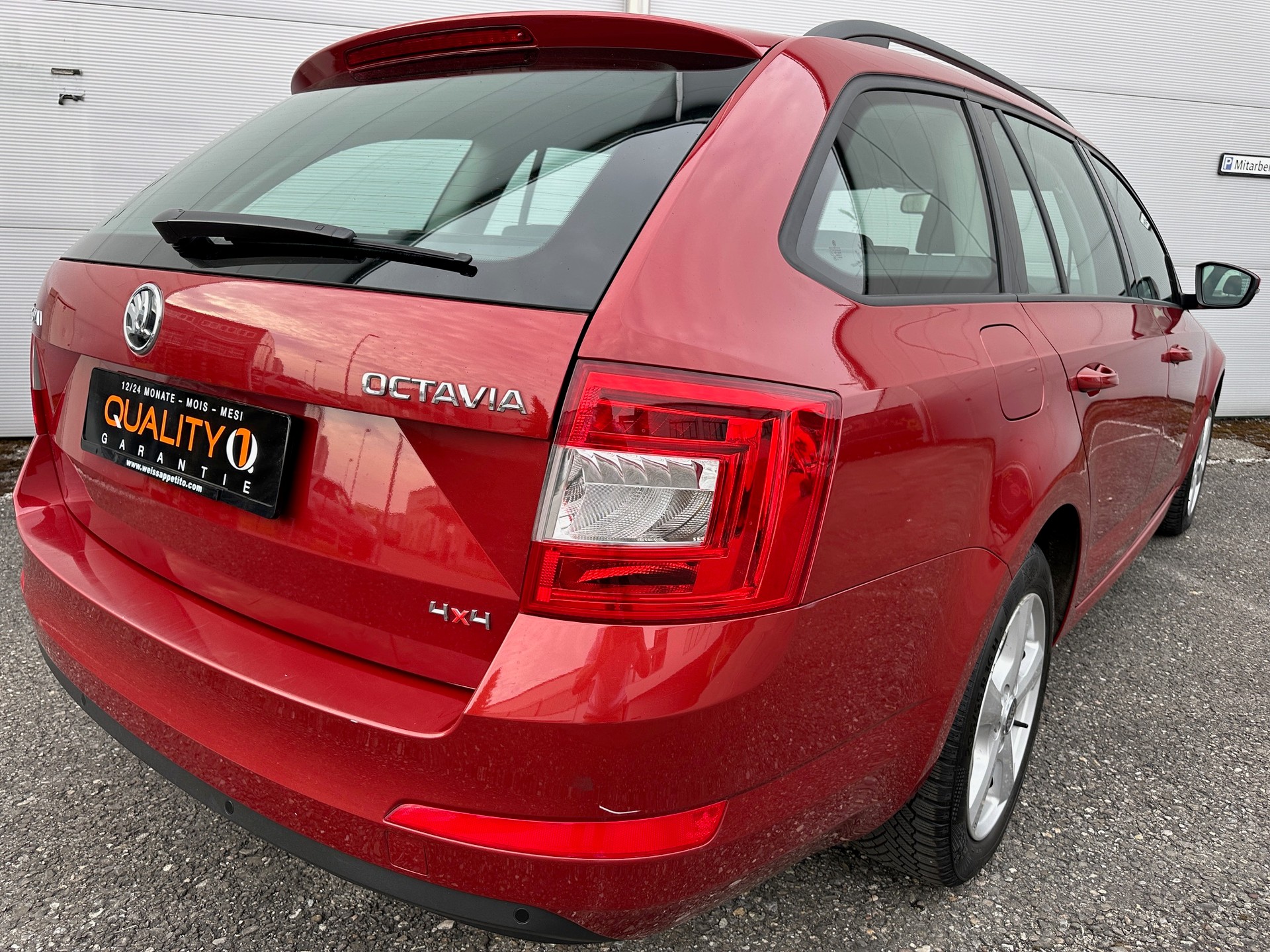 SKODA Octavia Combi 1.8 TSI Elegance 4x4 DSG-image-7