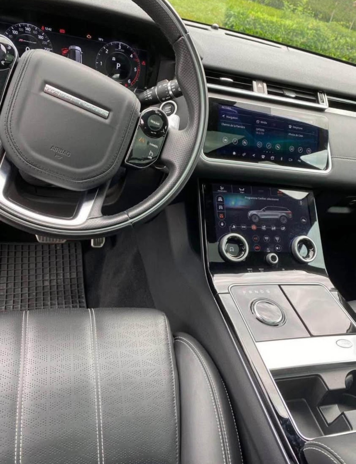 LAND ROVER Range Rover Velar R-Dynamic D 300 SE Automatic-image-10
