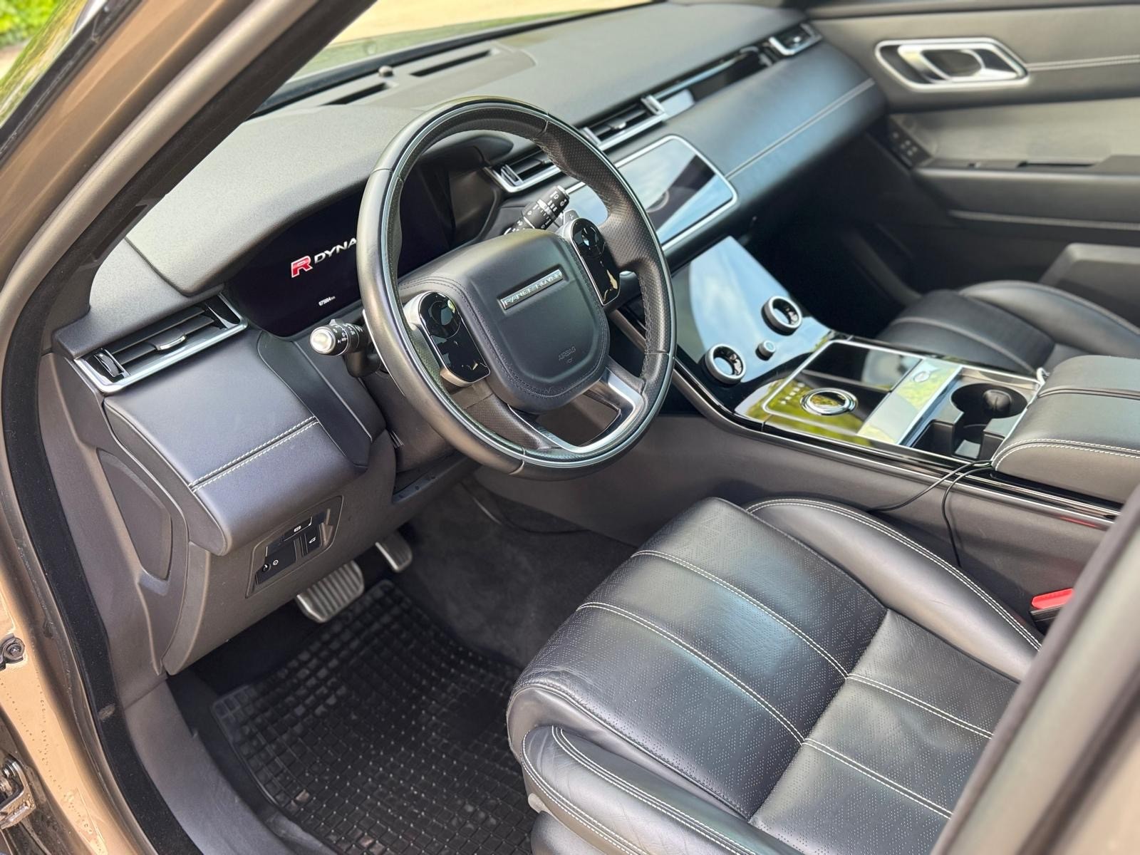 LAND ROVER Range Rover Velar R-Dynamic D 300 SE Automatic-image-7