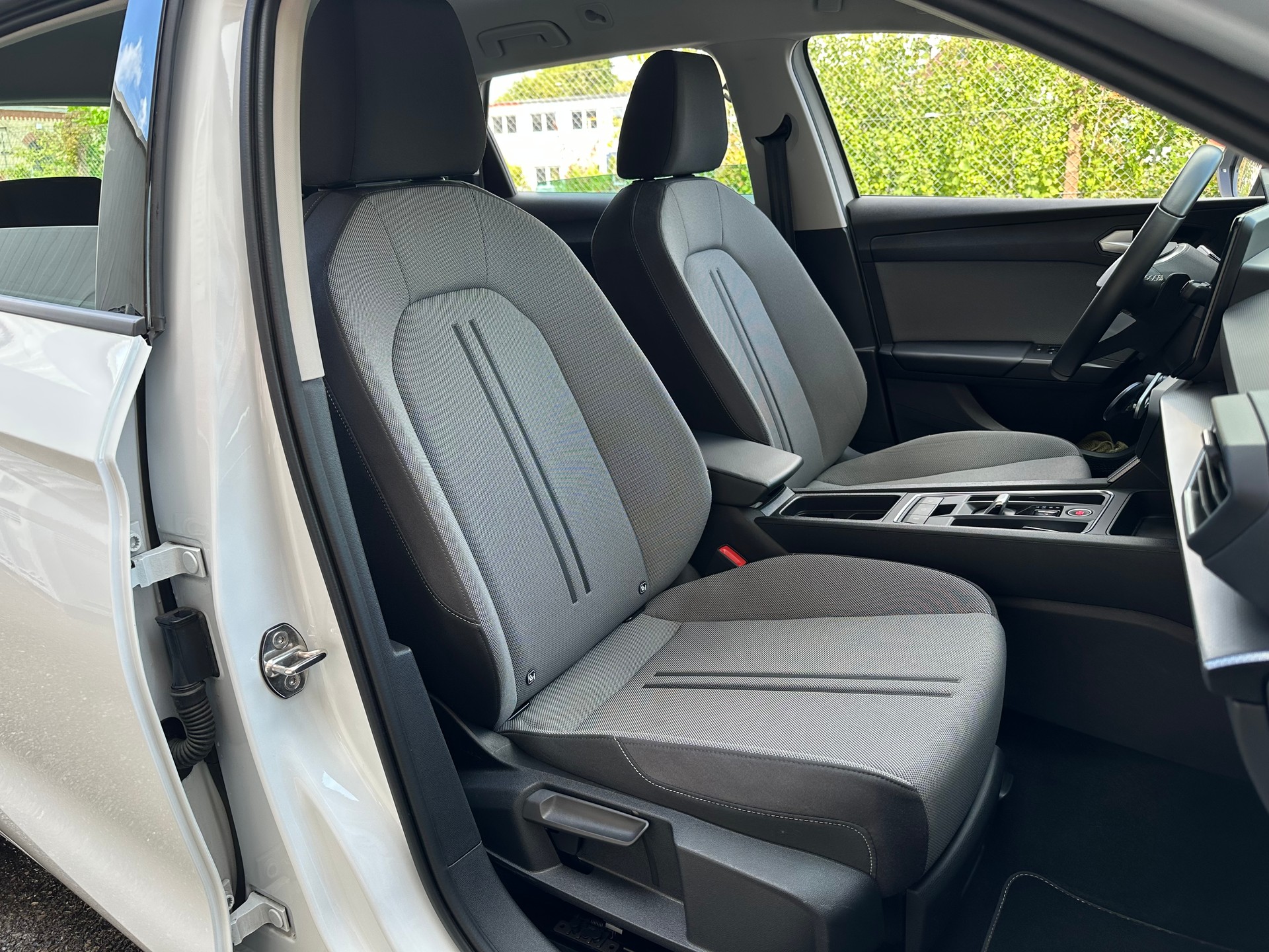 SEAT Leon ST 2.0 TDI EVO DSG Style-image-13