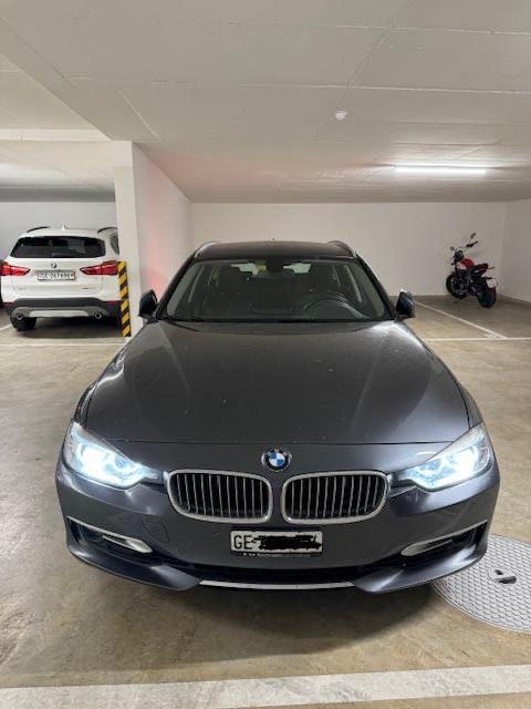 BMW 330d Touring Modern Line Steptronic-image-0