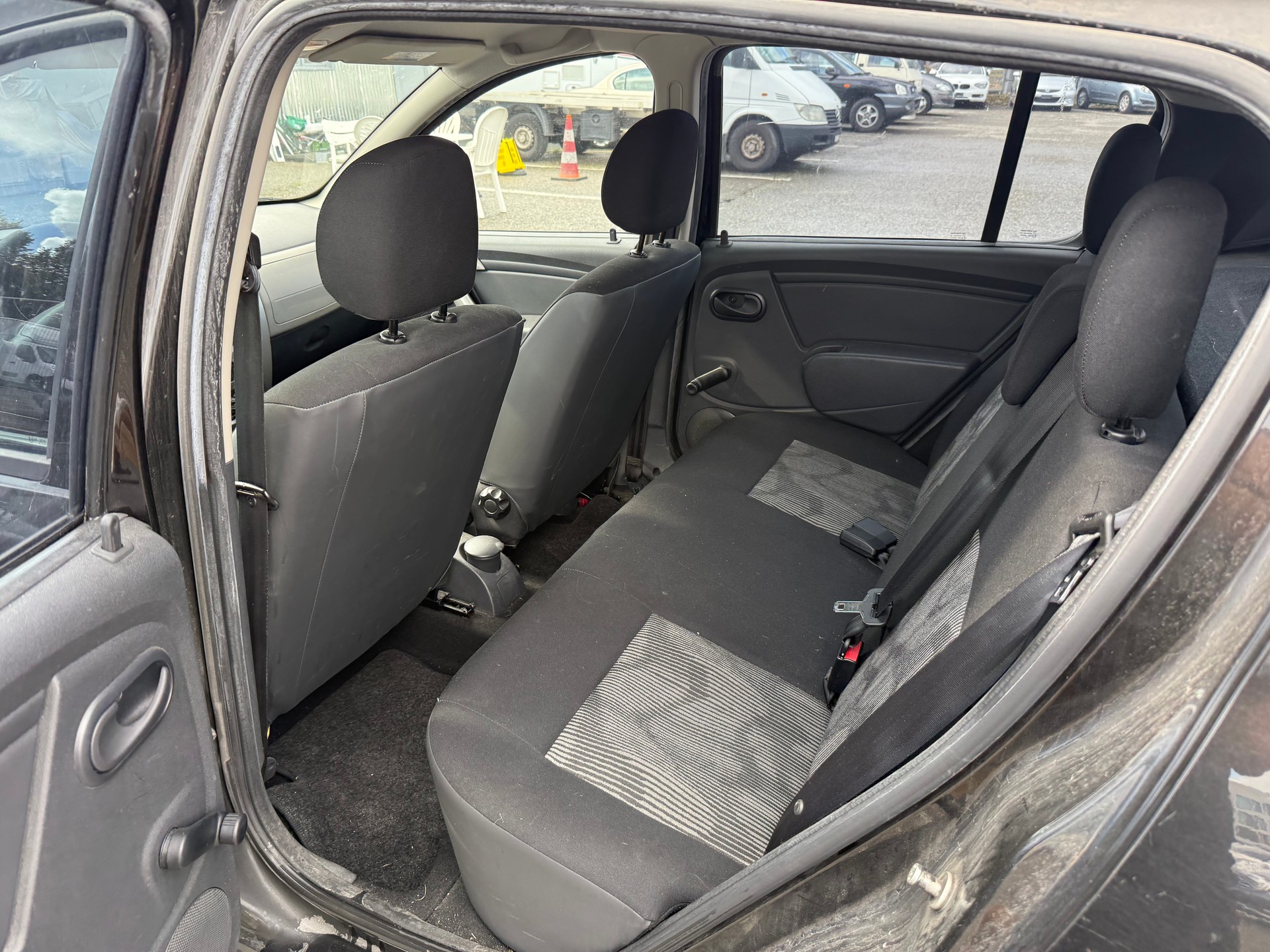 DACIA Sandero 1.2 Ambiance-image-7