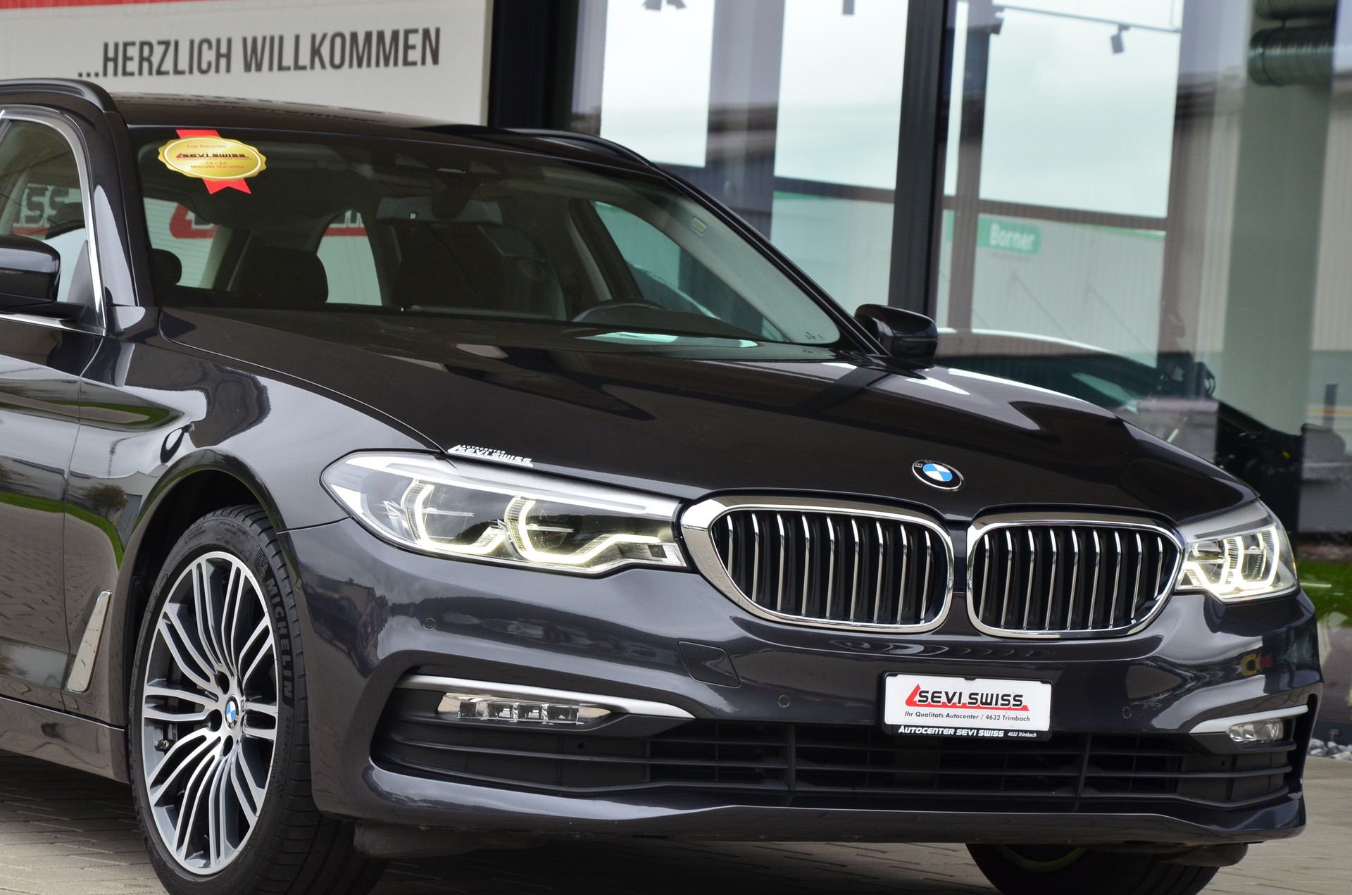 BMW 530i Touring Steptronic*Frisch ab MFK,1 Jahr oder 20'000km Garantie*-image-1