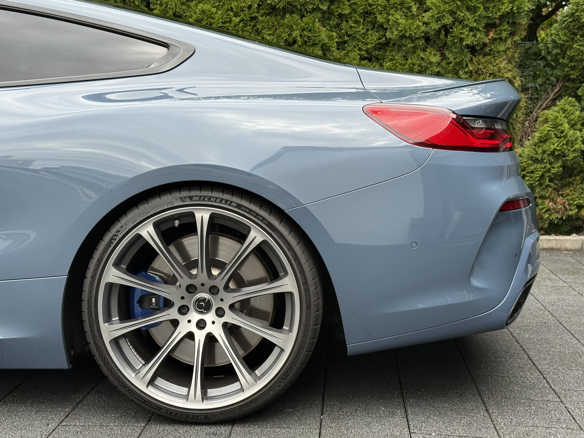 BMW M850i xDrive Steptronic-image-8