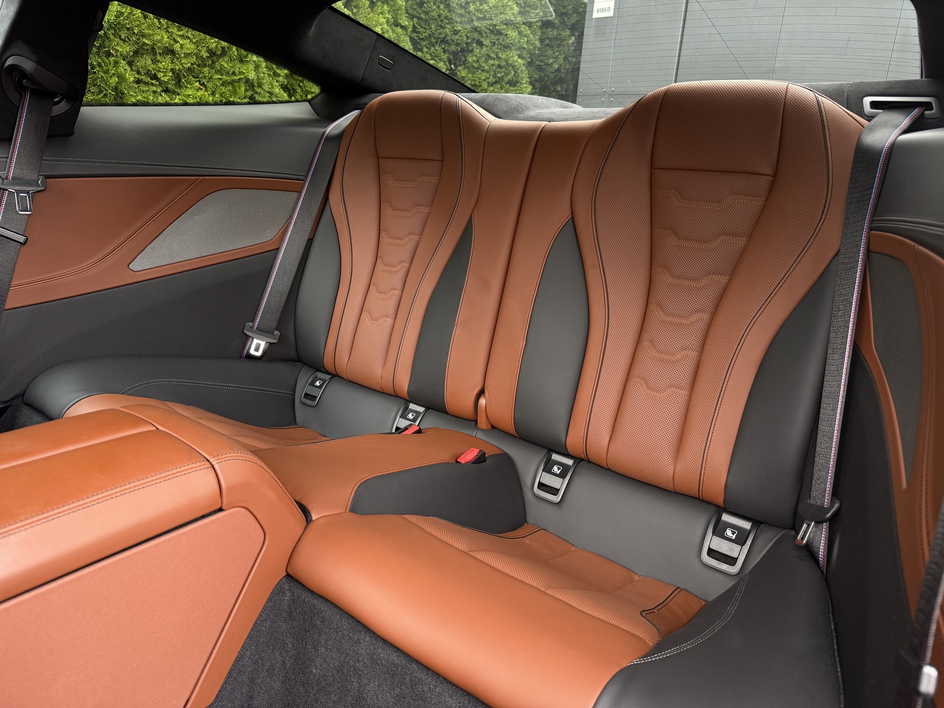 BMW M850i xDrive Steptronic-image-19