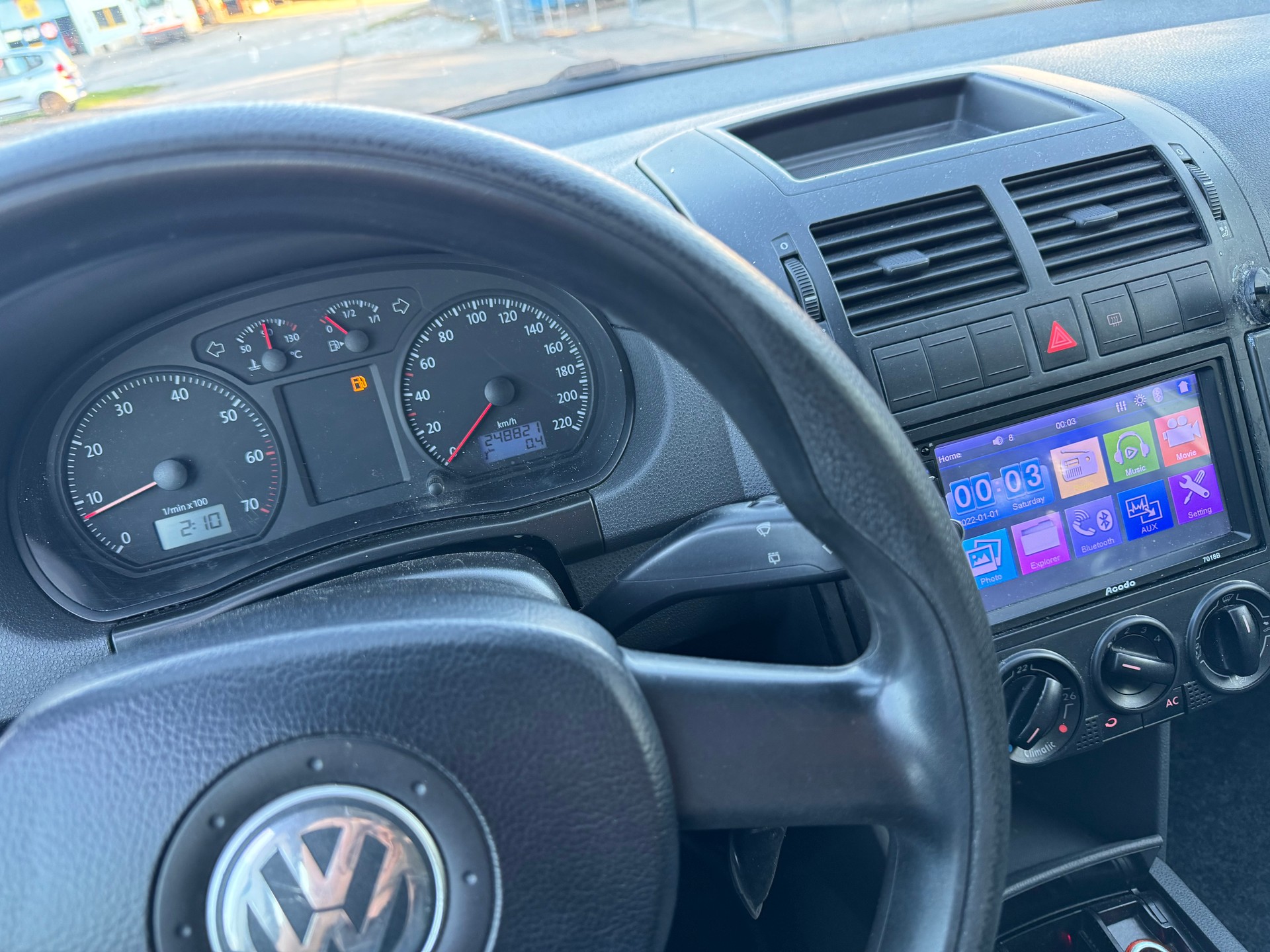 VW Polo 1.4 16V Comfortline-image-9