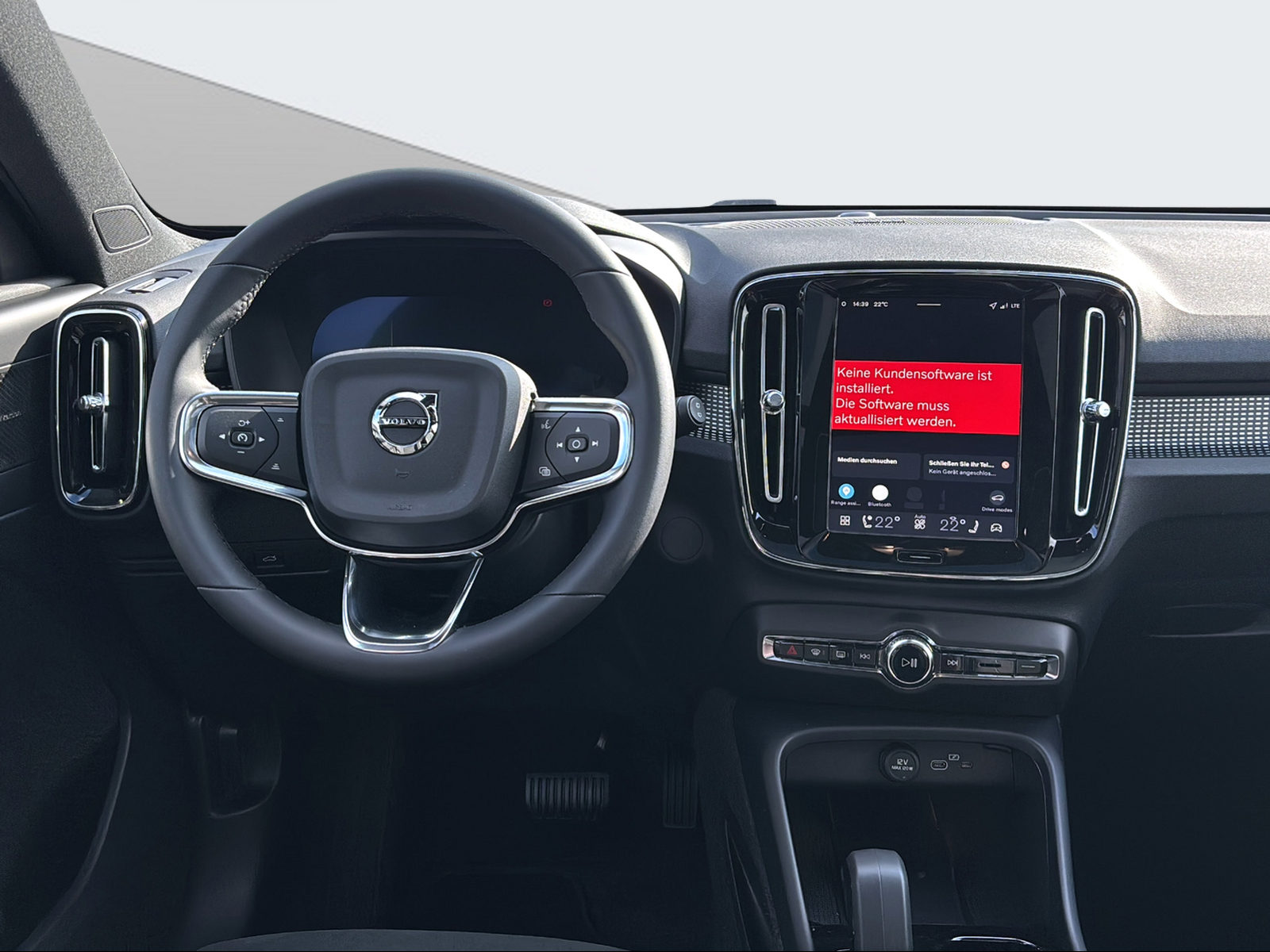 VOLVO EX40 Twin Ultra AWD-image-12