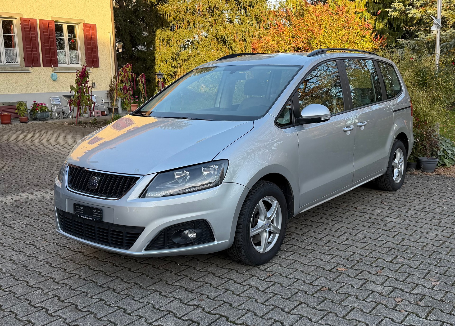 SEAT Alhambra 1.4 TSI Reference Eco-image-2