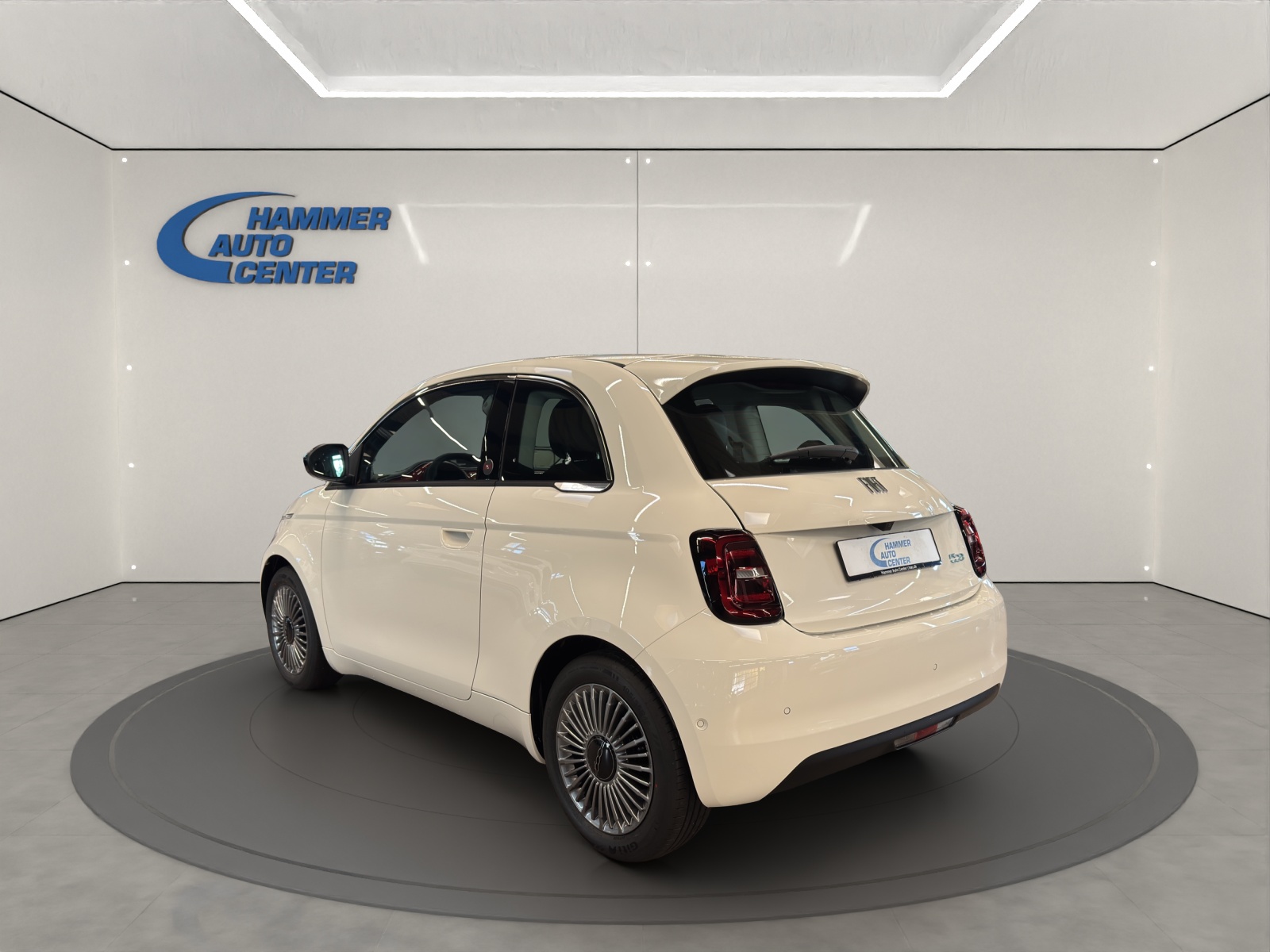 FIAT 500 Red Swiss Edition-image-1