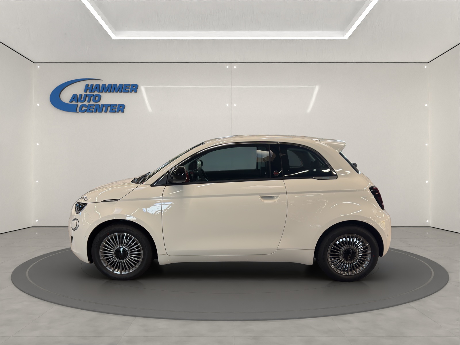 FIAT 500 Red Swiss Edition-image-2