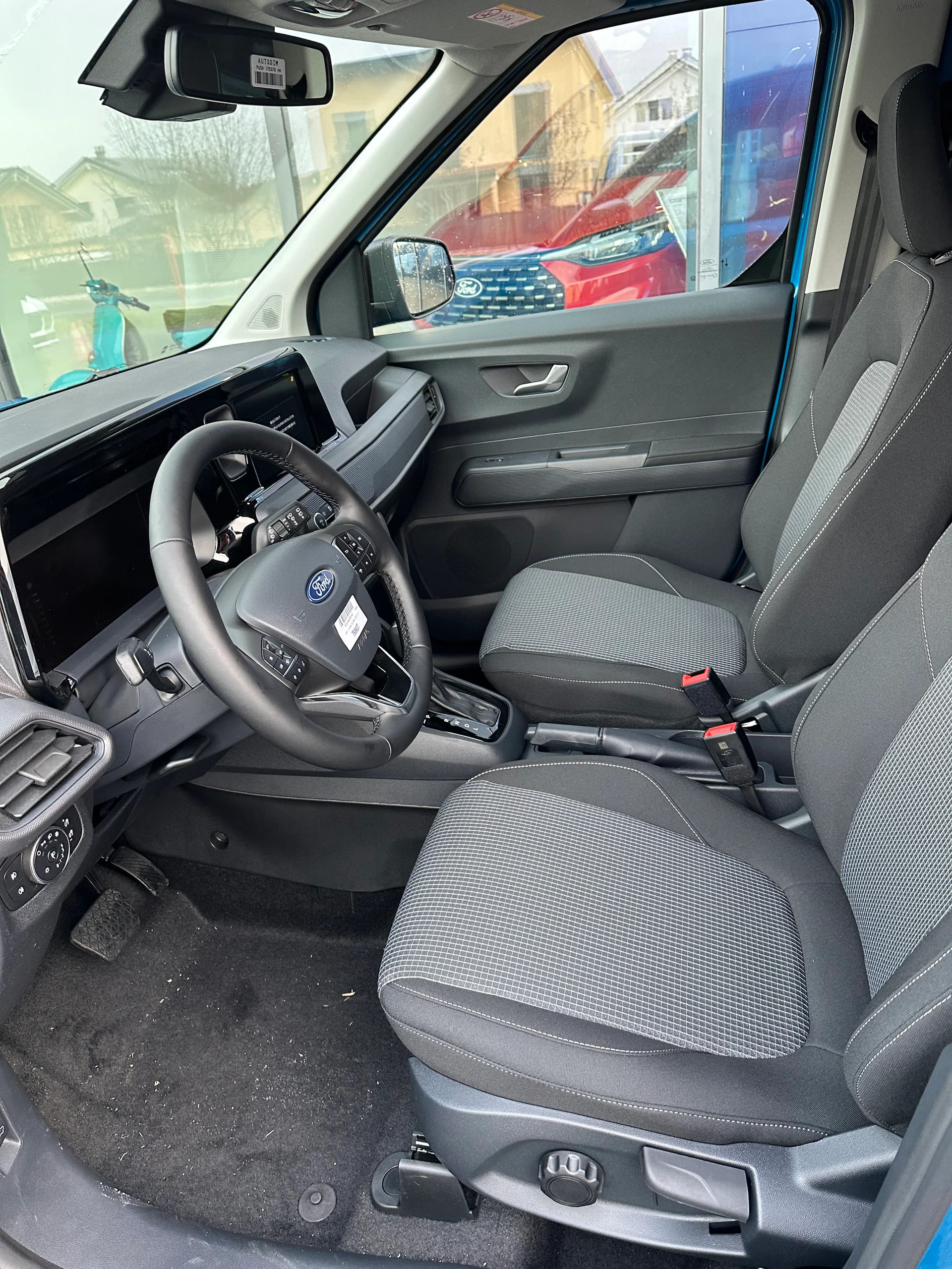 FORD Transit Courier dcab. van 1.0 Trend/125CV/Aut.-image-9