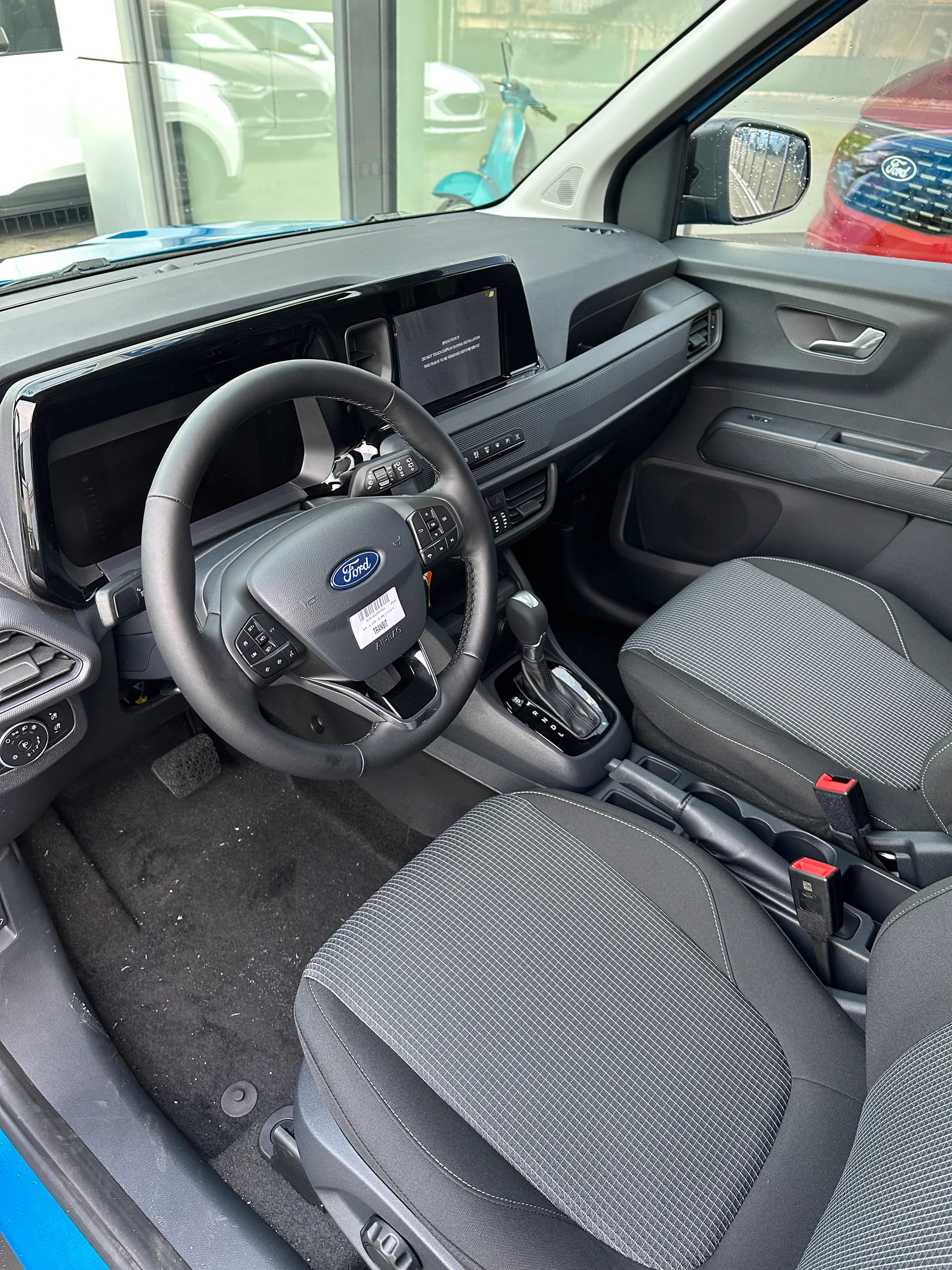 FORD Transit Courier dcab. van 1.0 Trend/125CV/Aut.-image-10