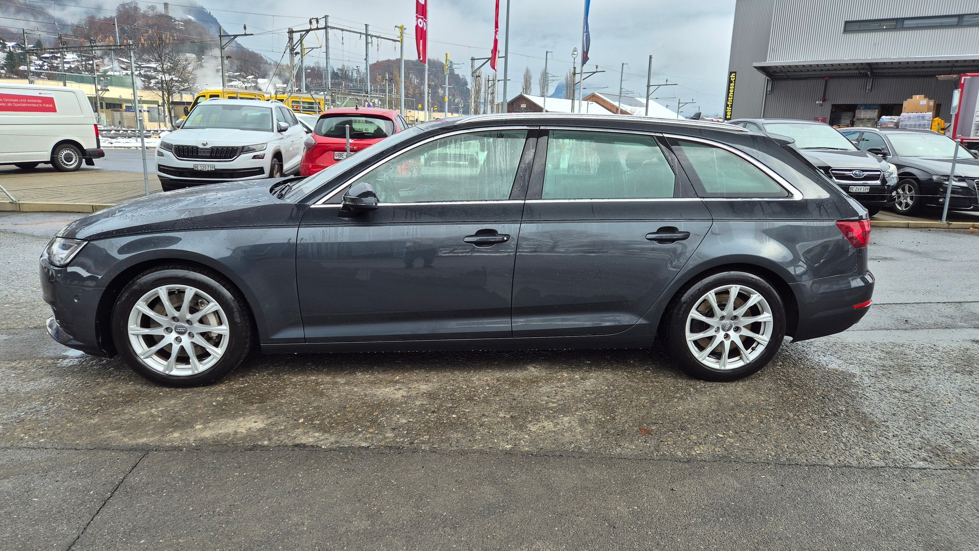 AUDI A4 Avant 2.0 TFSI quattro S-tronic-image-0