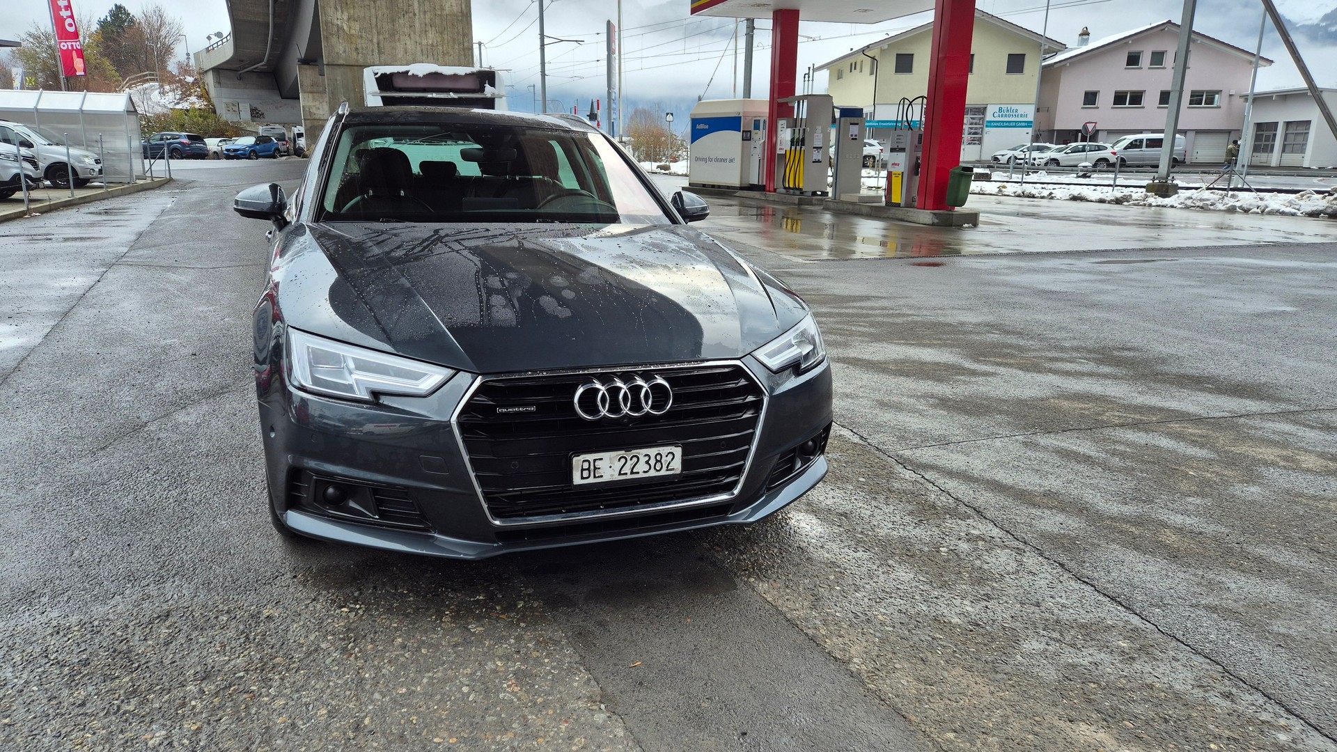 AUDI A4 Avant 2.0 TFSI quattro S-tronic-image-1